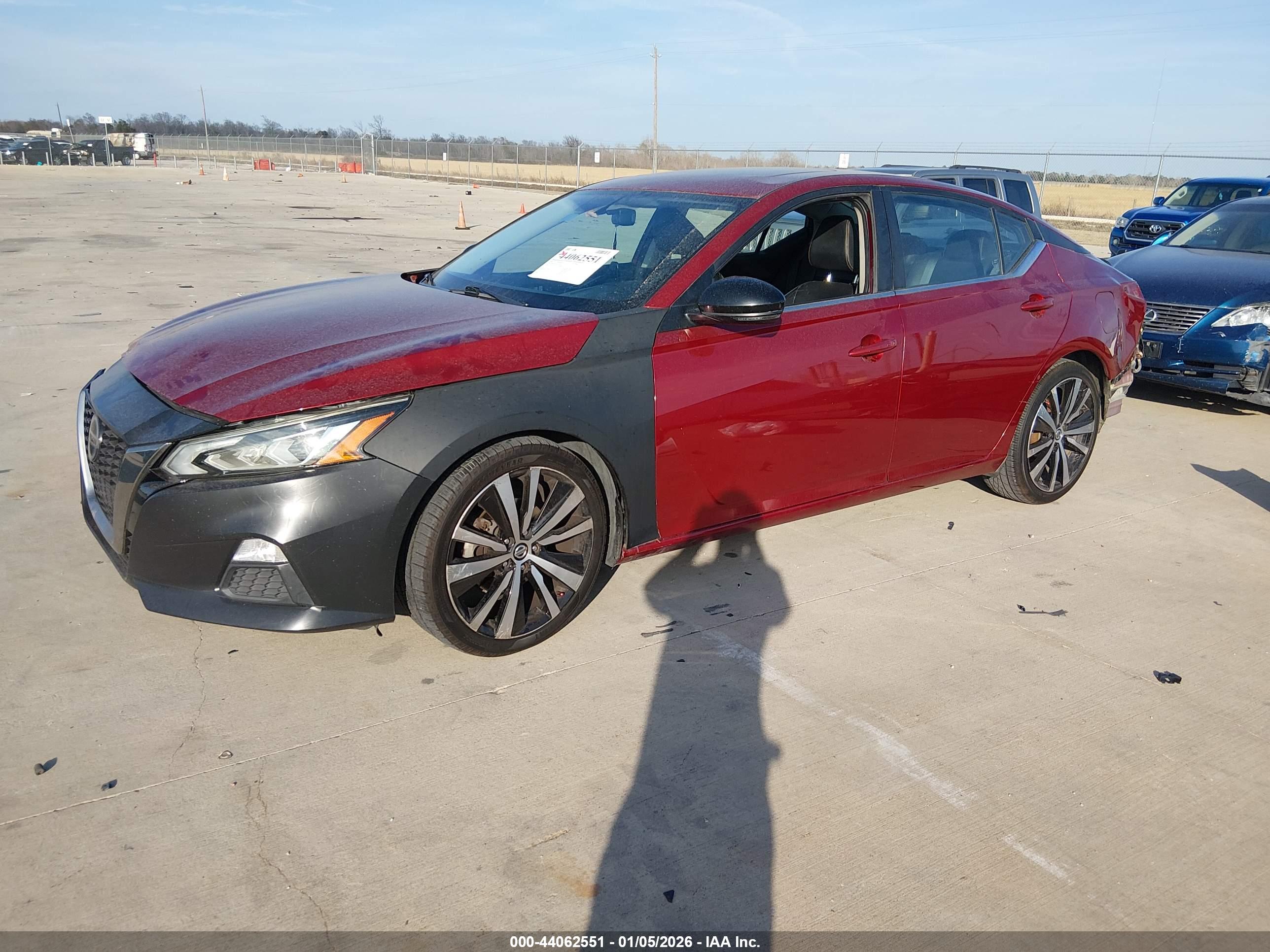 NISSAN ALTIMA image 2