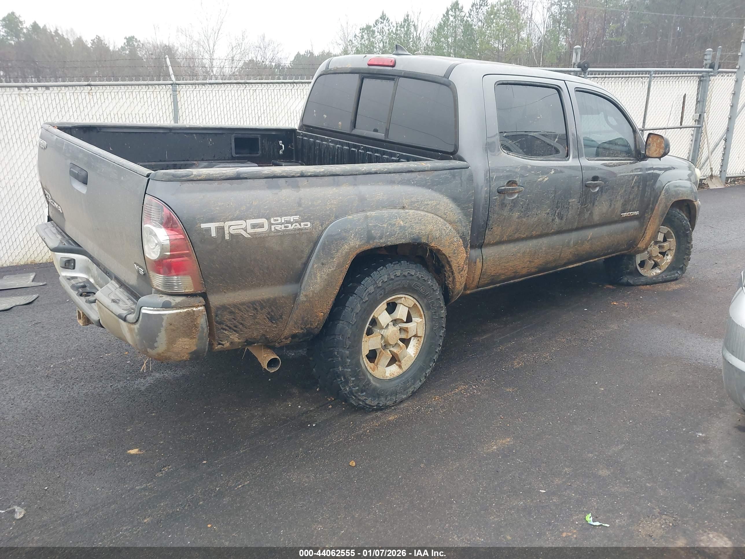 TOYOTA TACOMA image 4