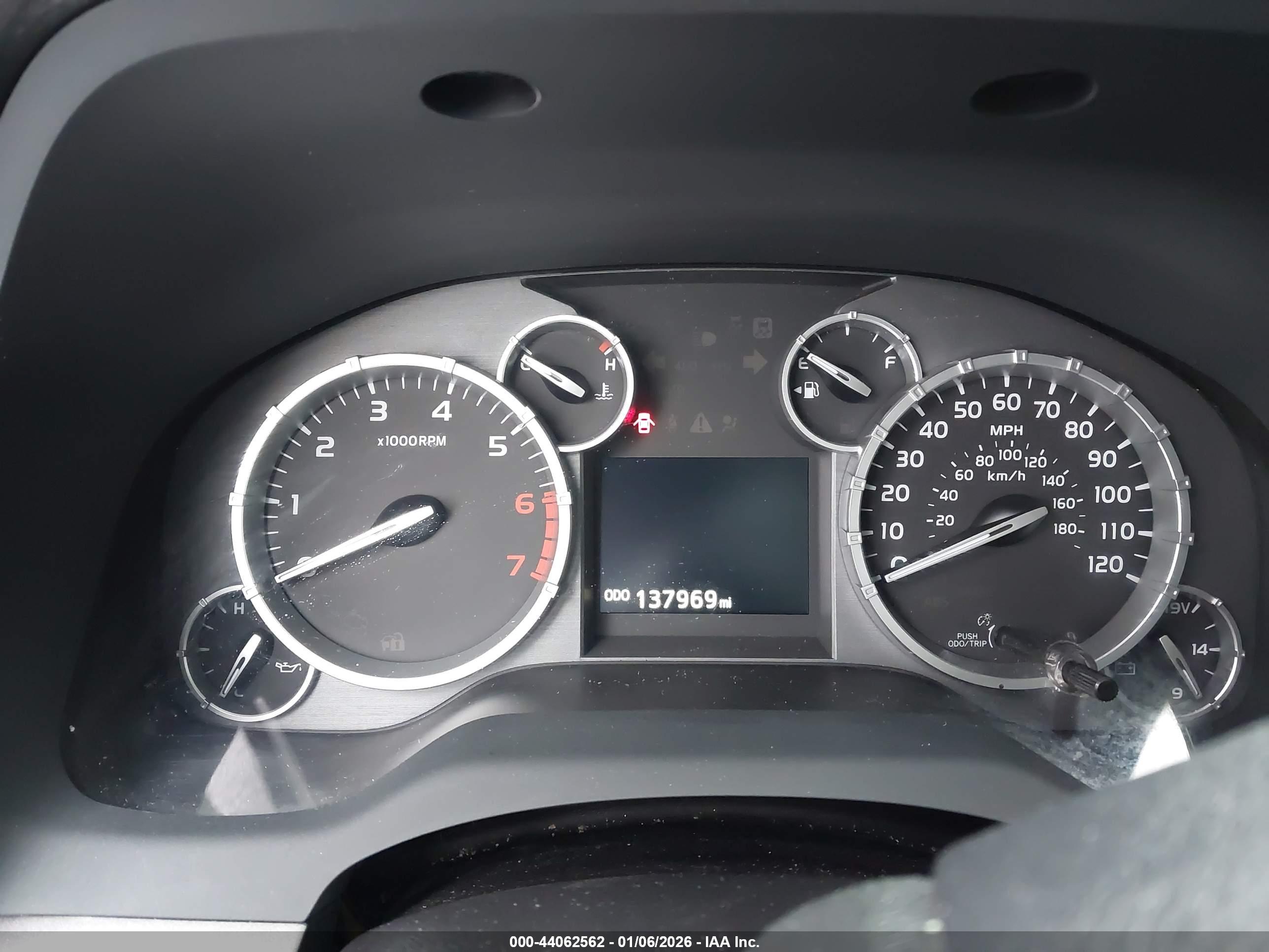 TOYOTA TUNDRA image 7