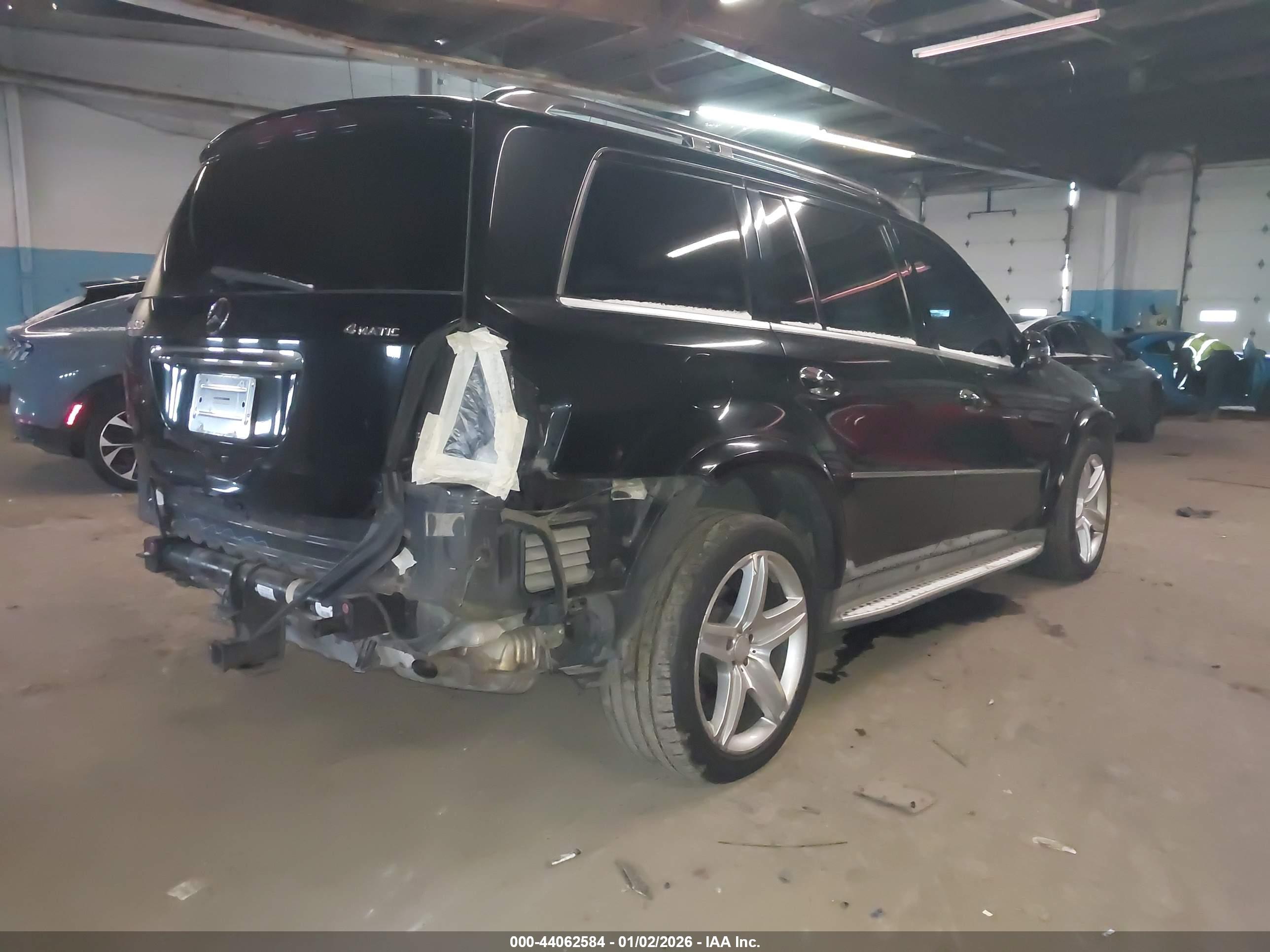 MERCEDES-BENZ GL image 4