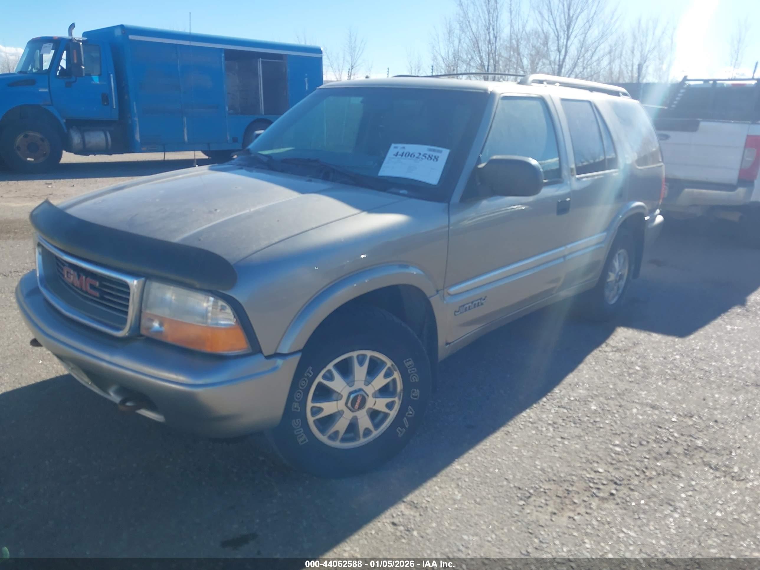 GMC JIMMY image 2