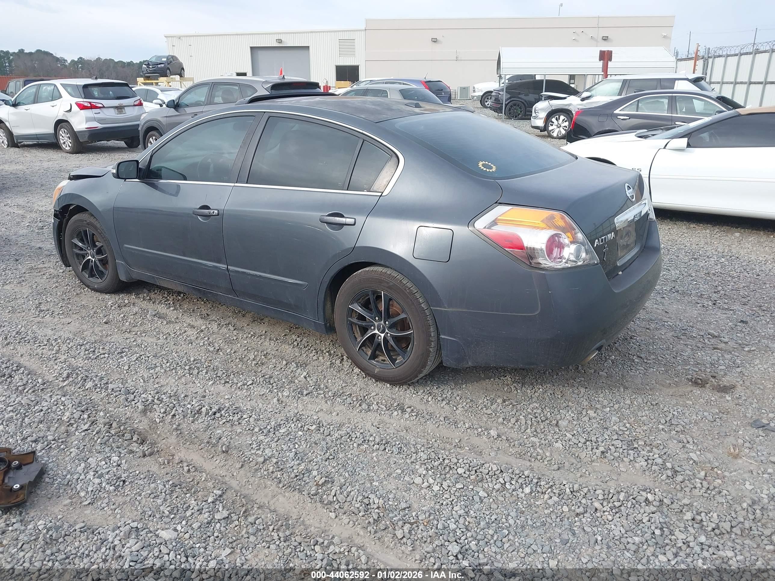 NISSAN ALTIMA image 3