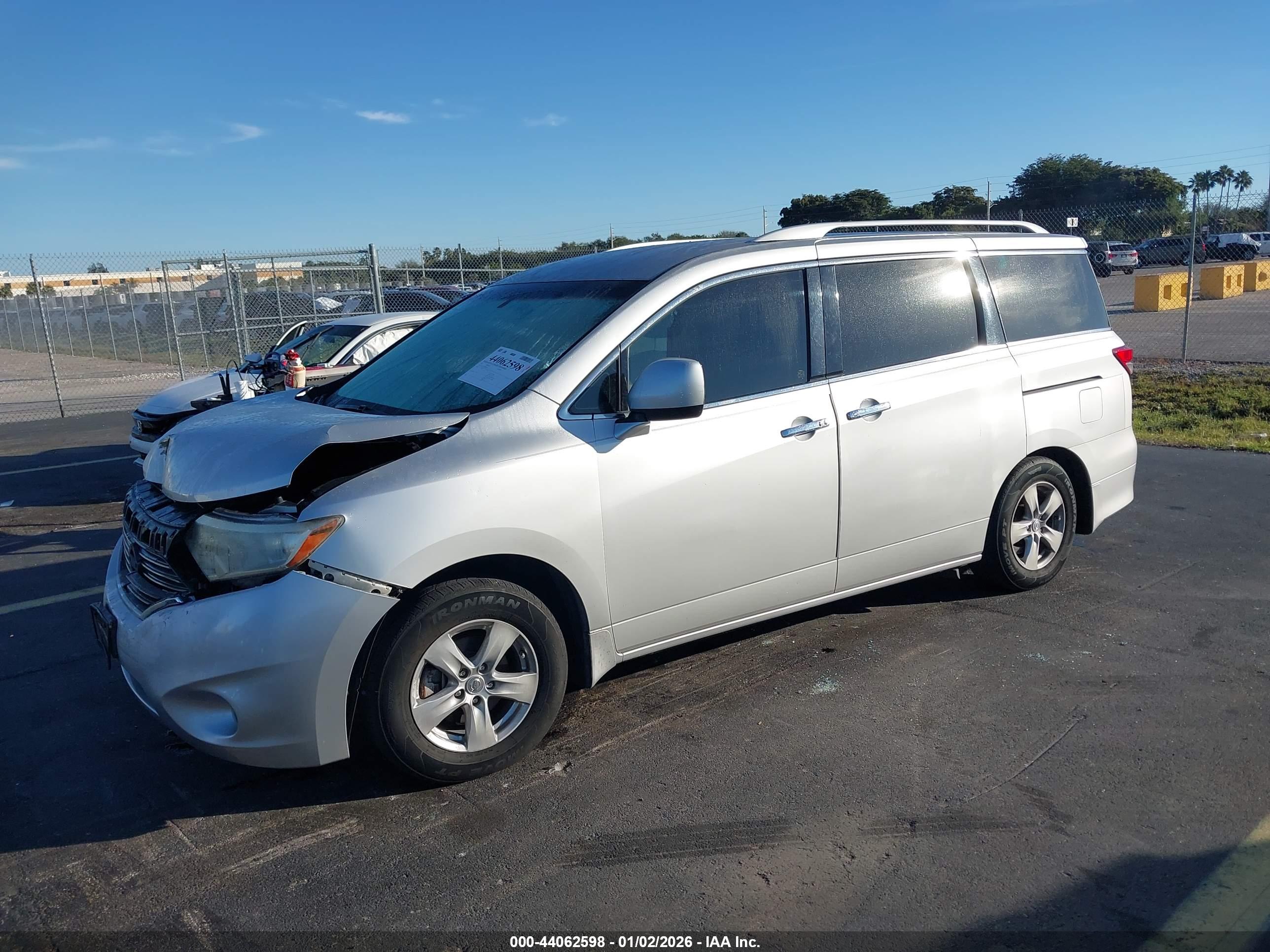 NISSAN QUEST image 2