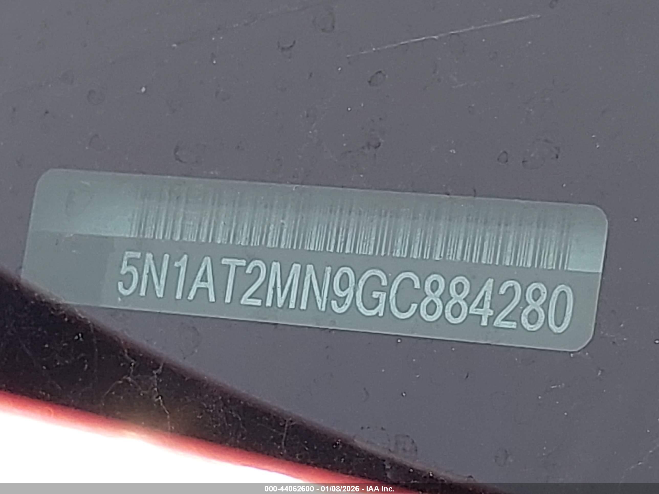 NISSAN ROGUE image 9