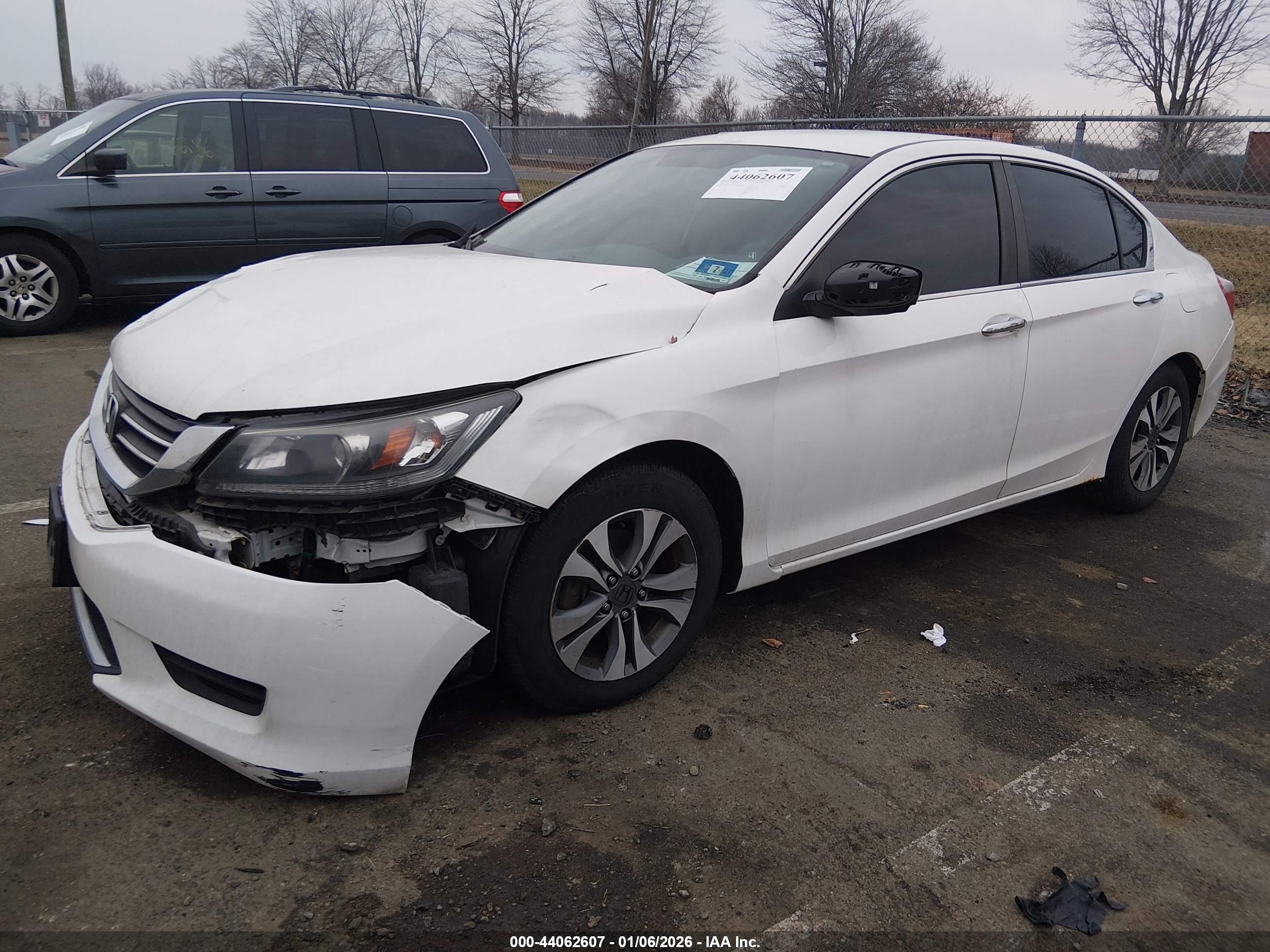 HONDA ACCORD image 2