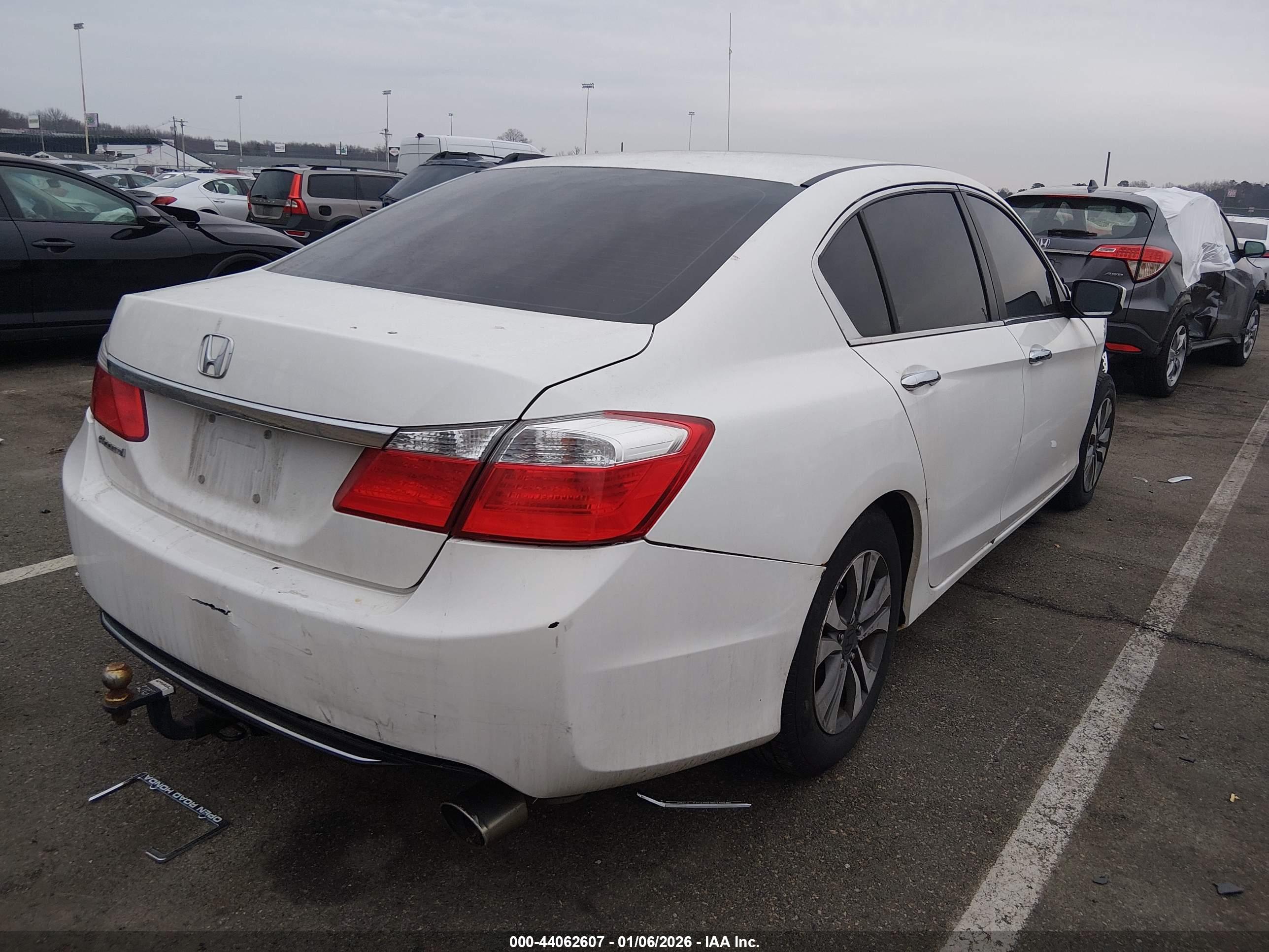 HONDA ACCORD image 4