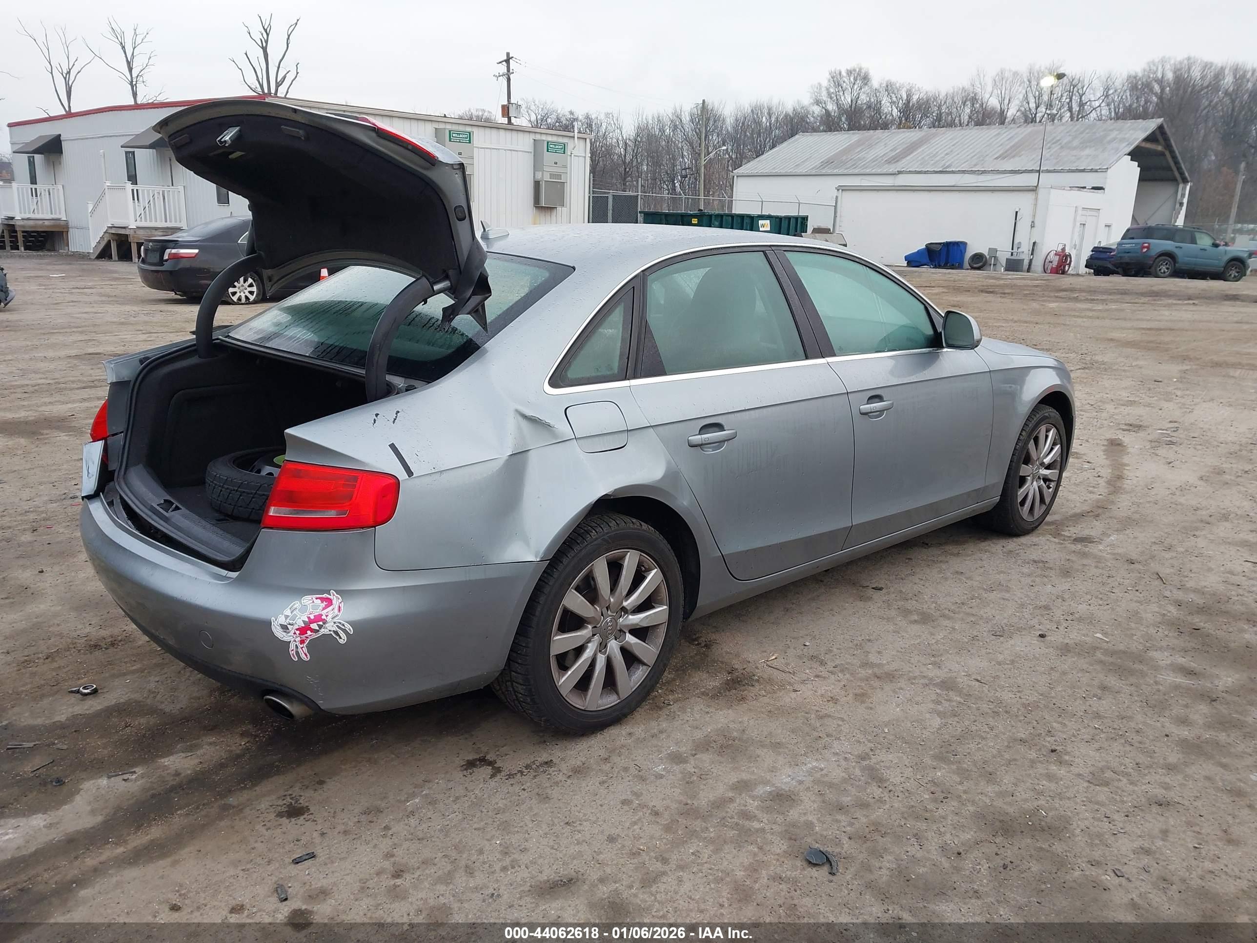 AUDI A4 image 4