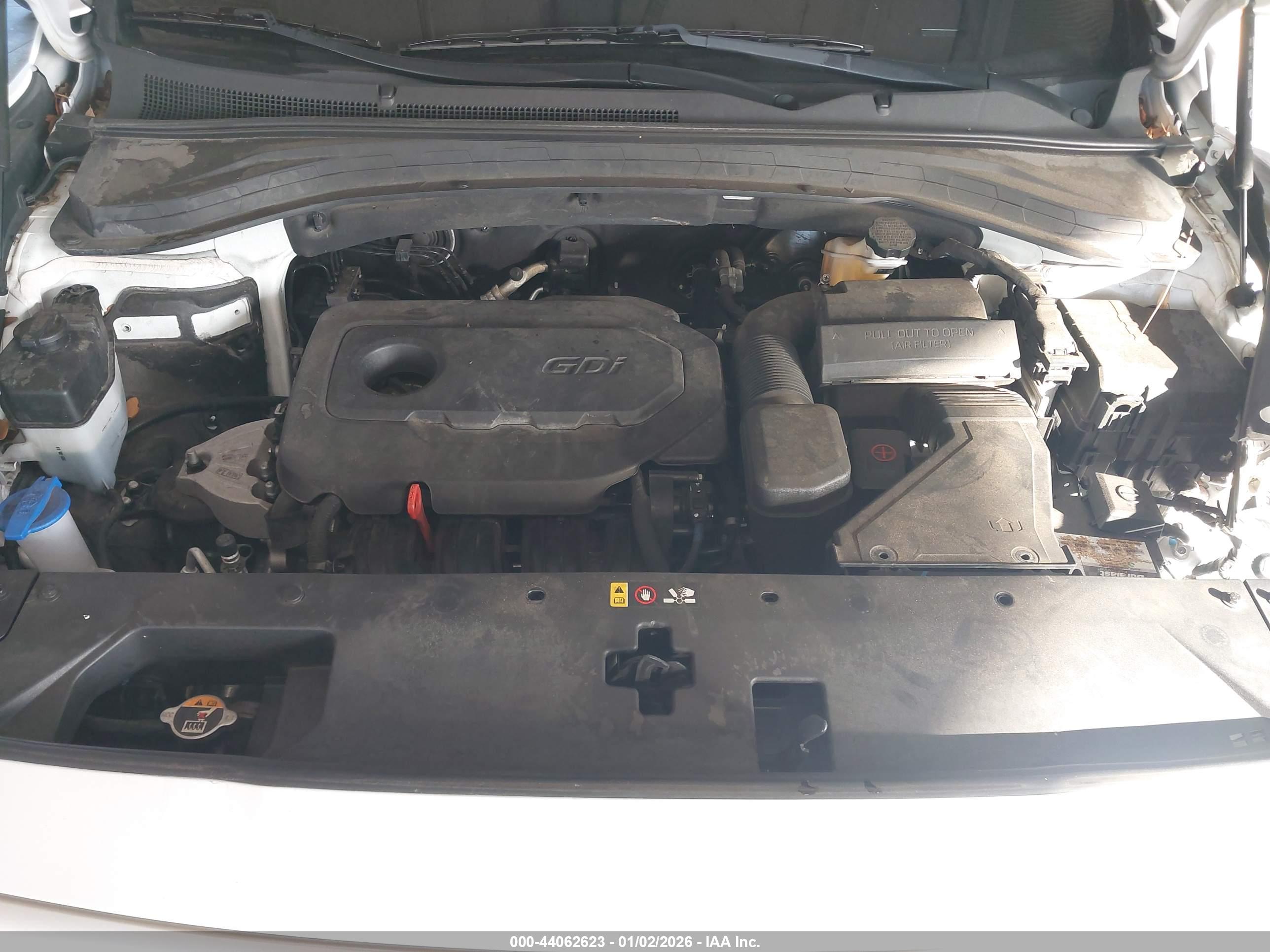 HYUNDAI SANTA image 10