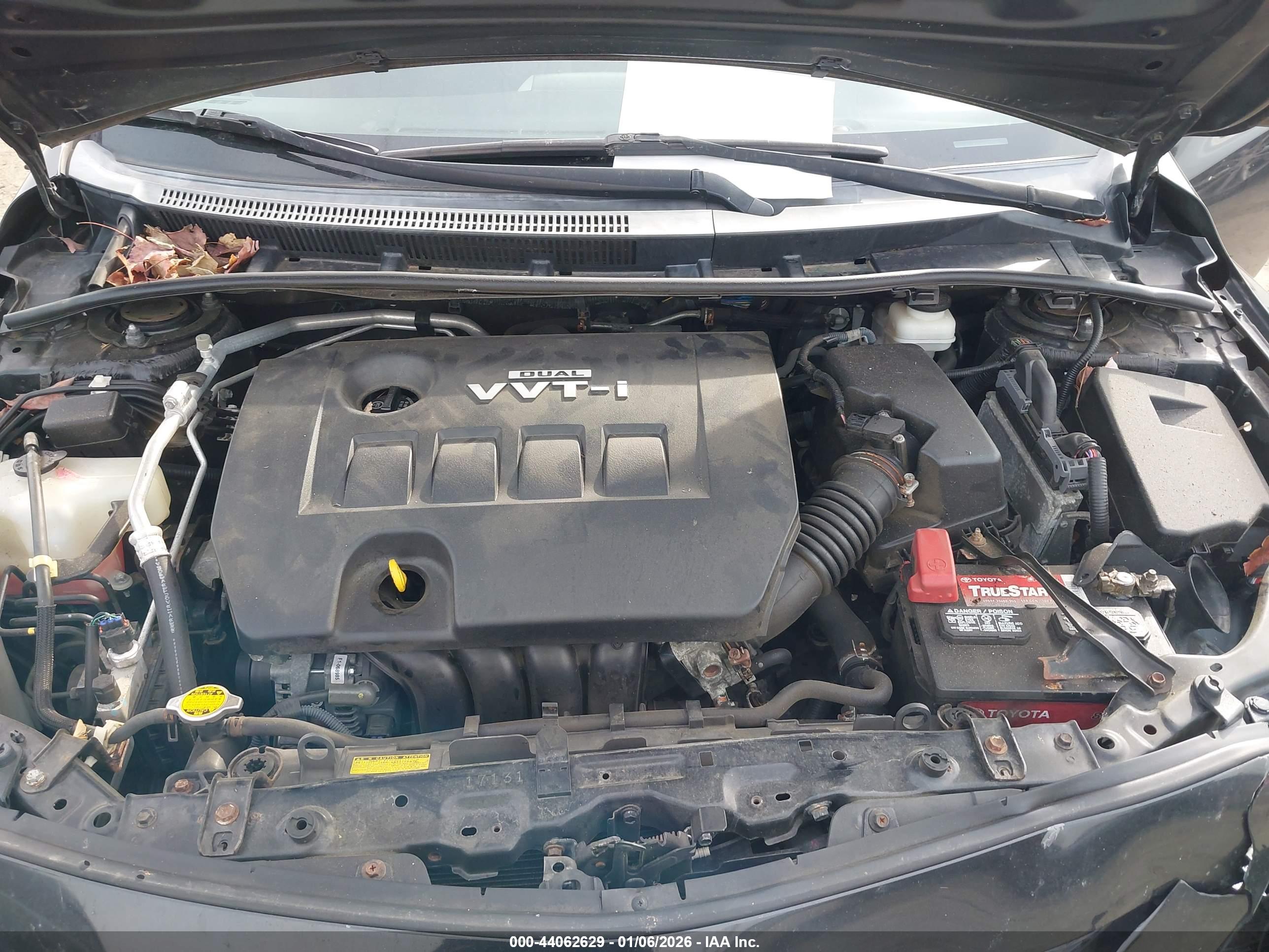TOYOTA COROLLA image 10