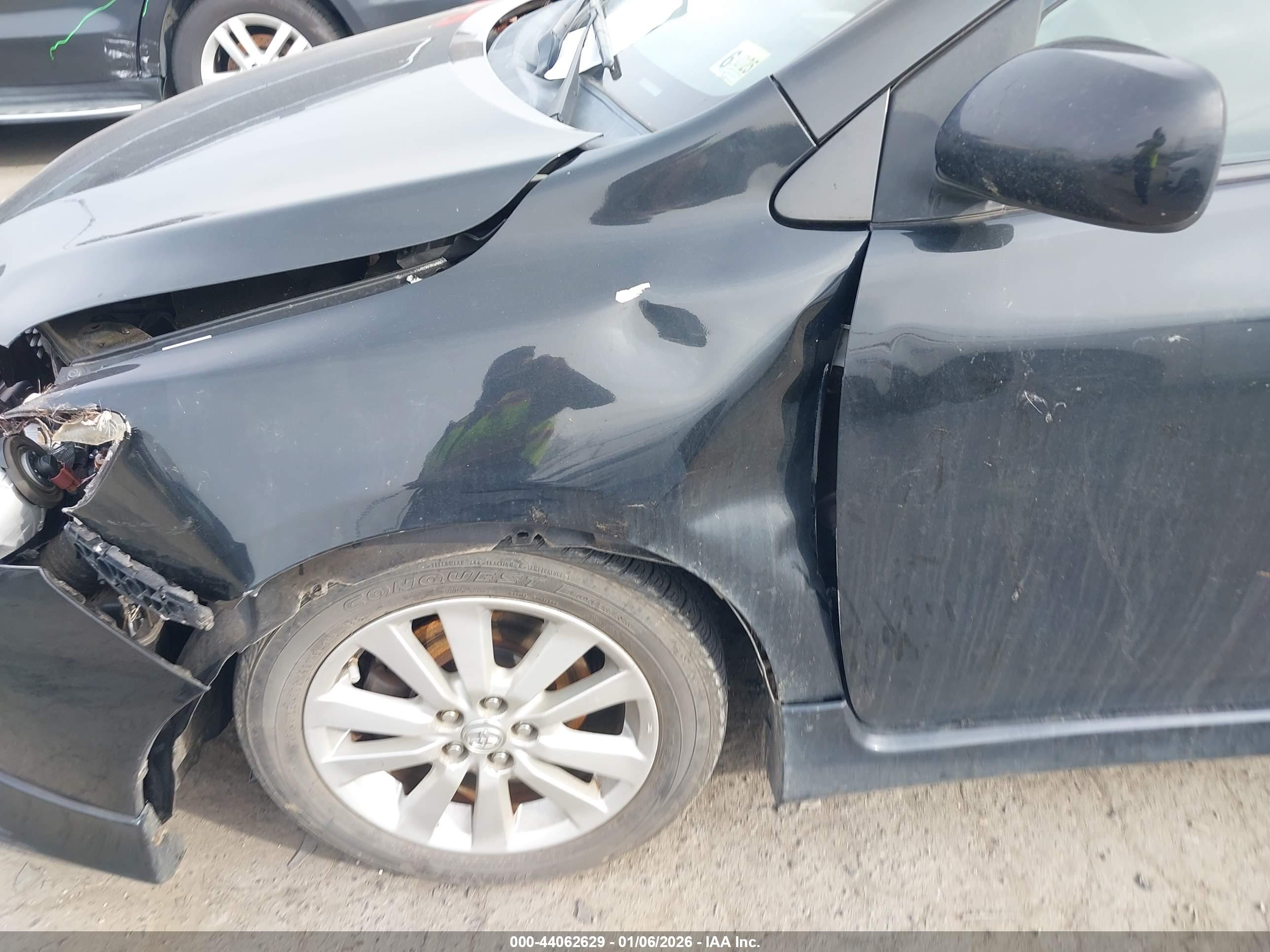 TOYOTA COROLLA image 6