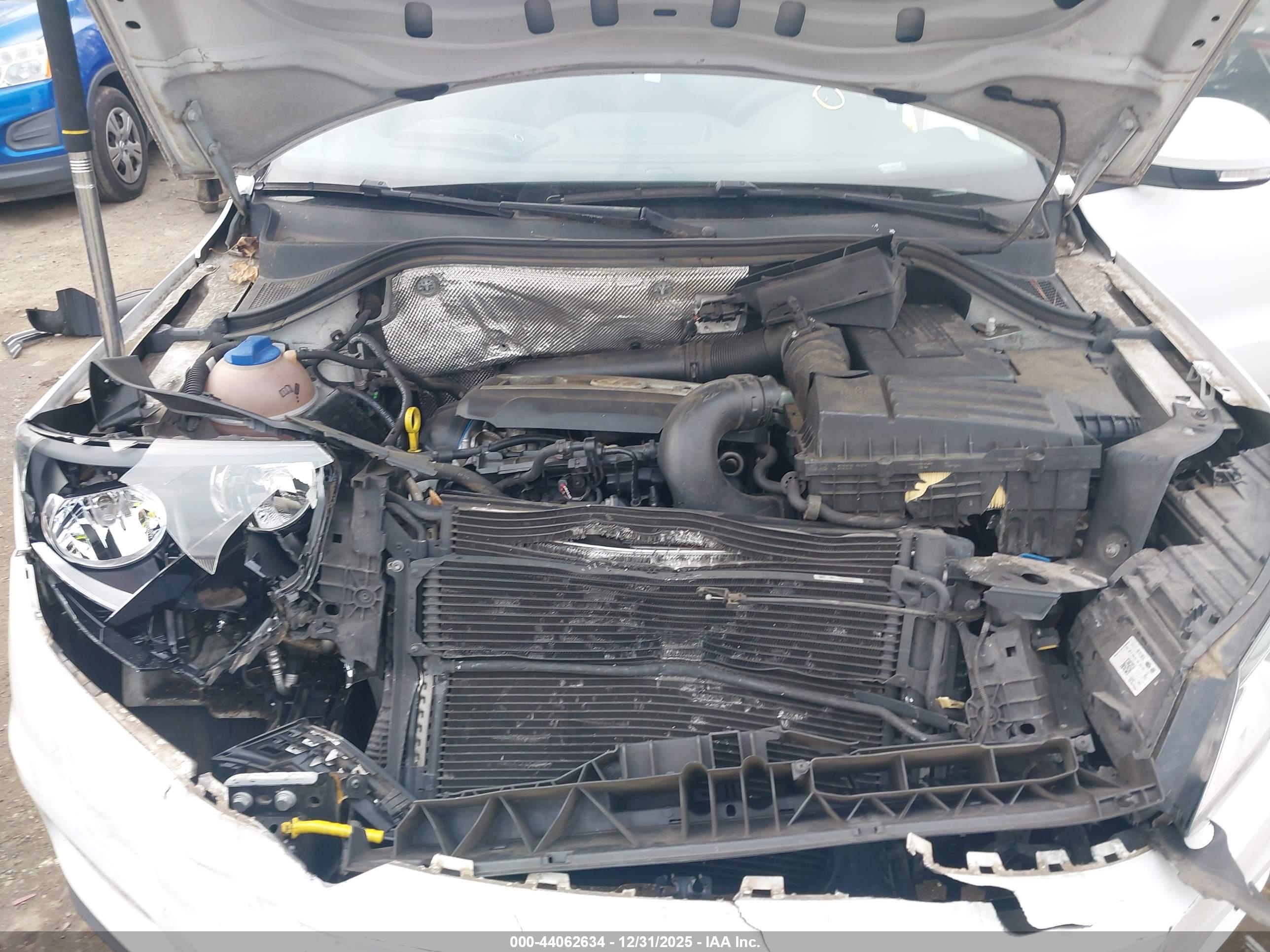 VOLKSWAGEN TIGUAN image 10