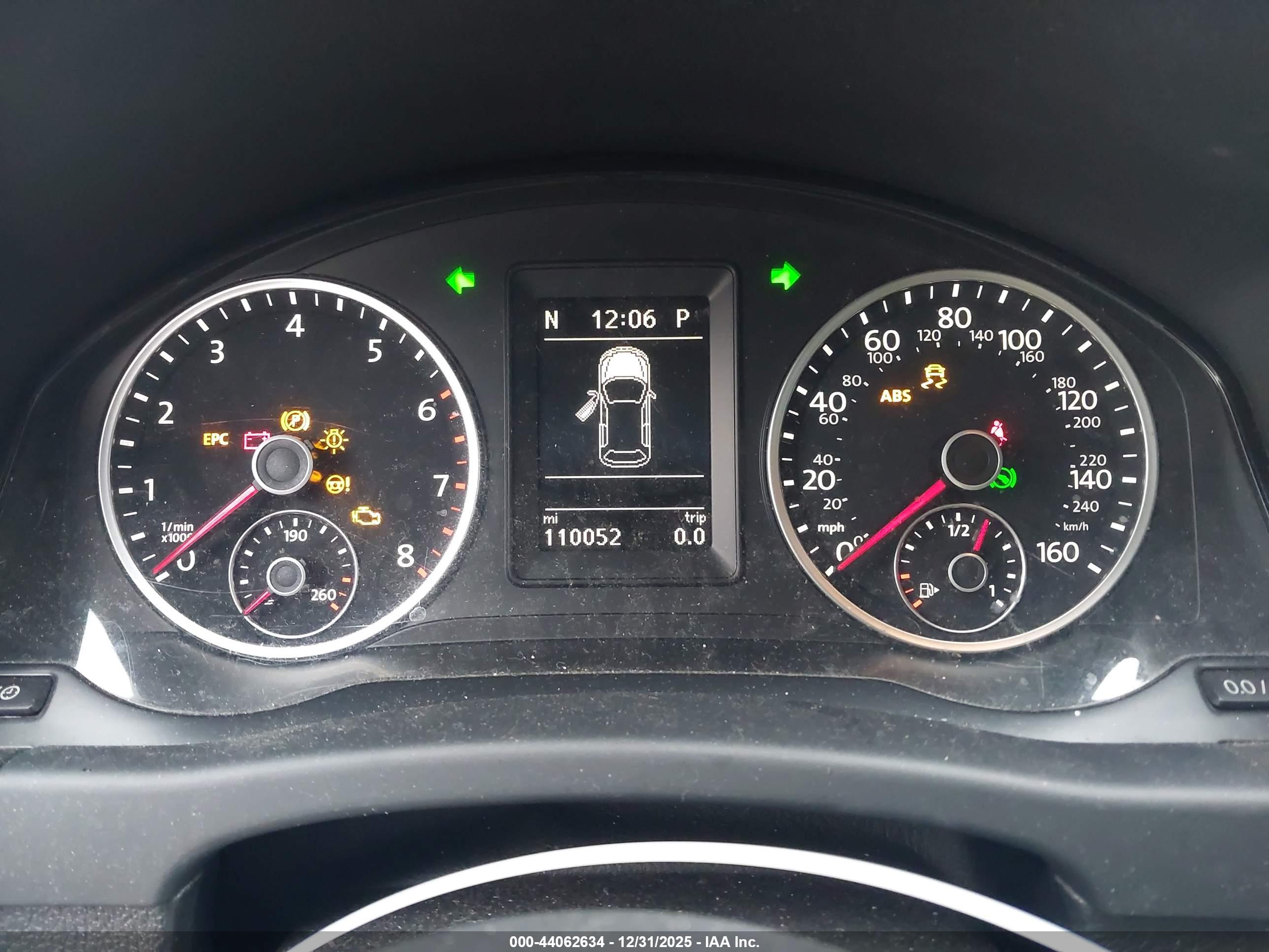 VOLKSWAGEN TIGUAN image 7