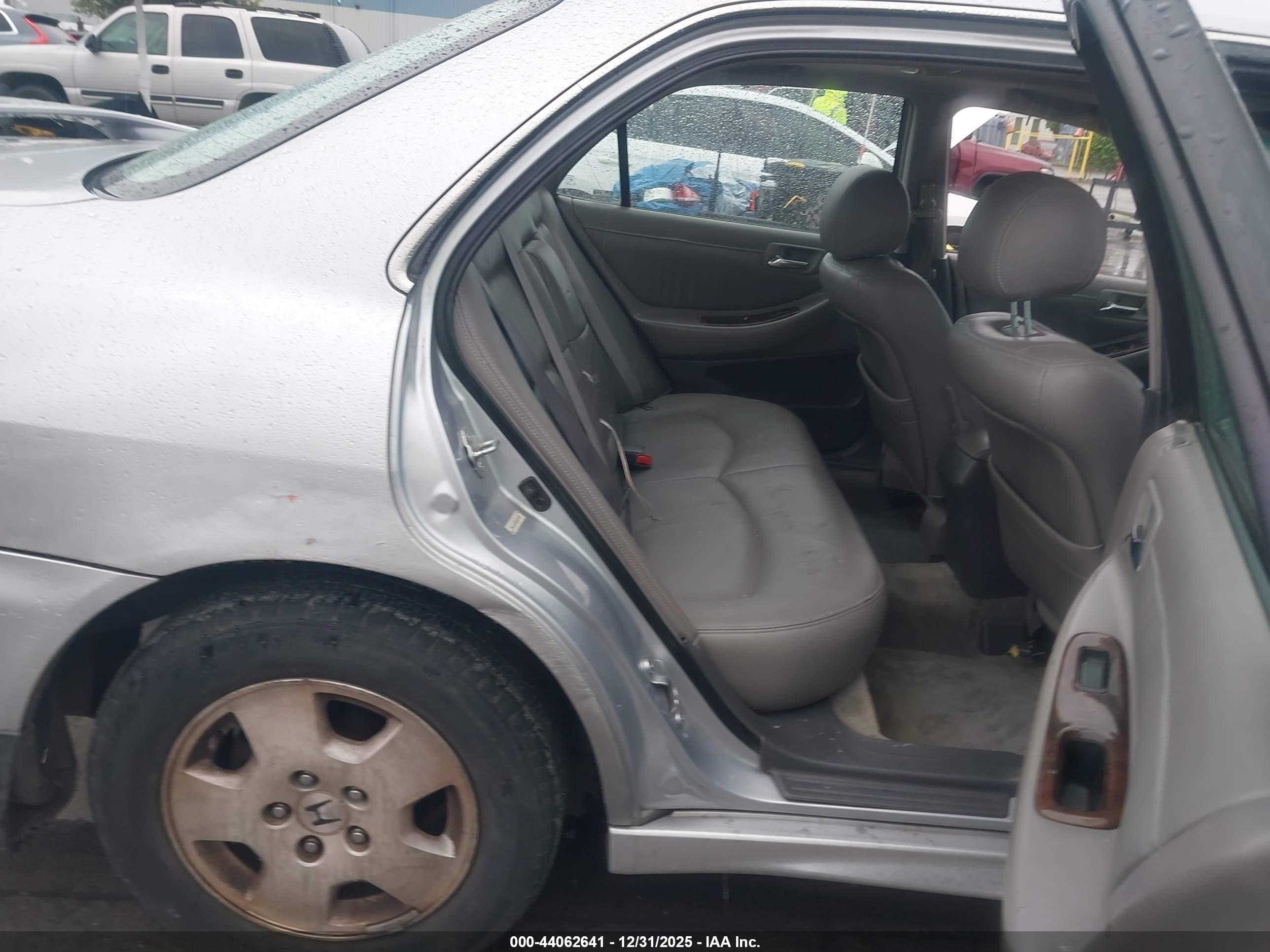 HONDA ACCORD image 8
