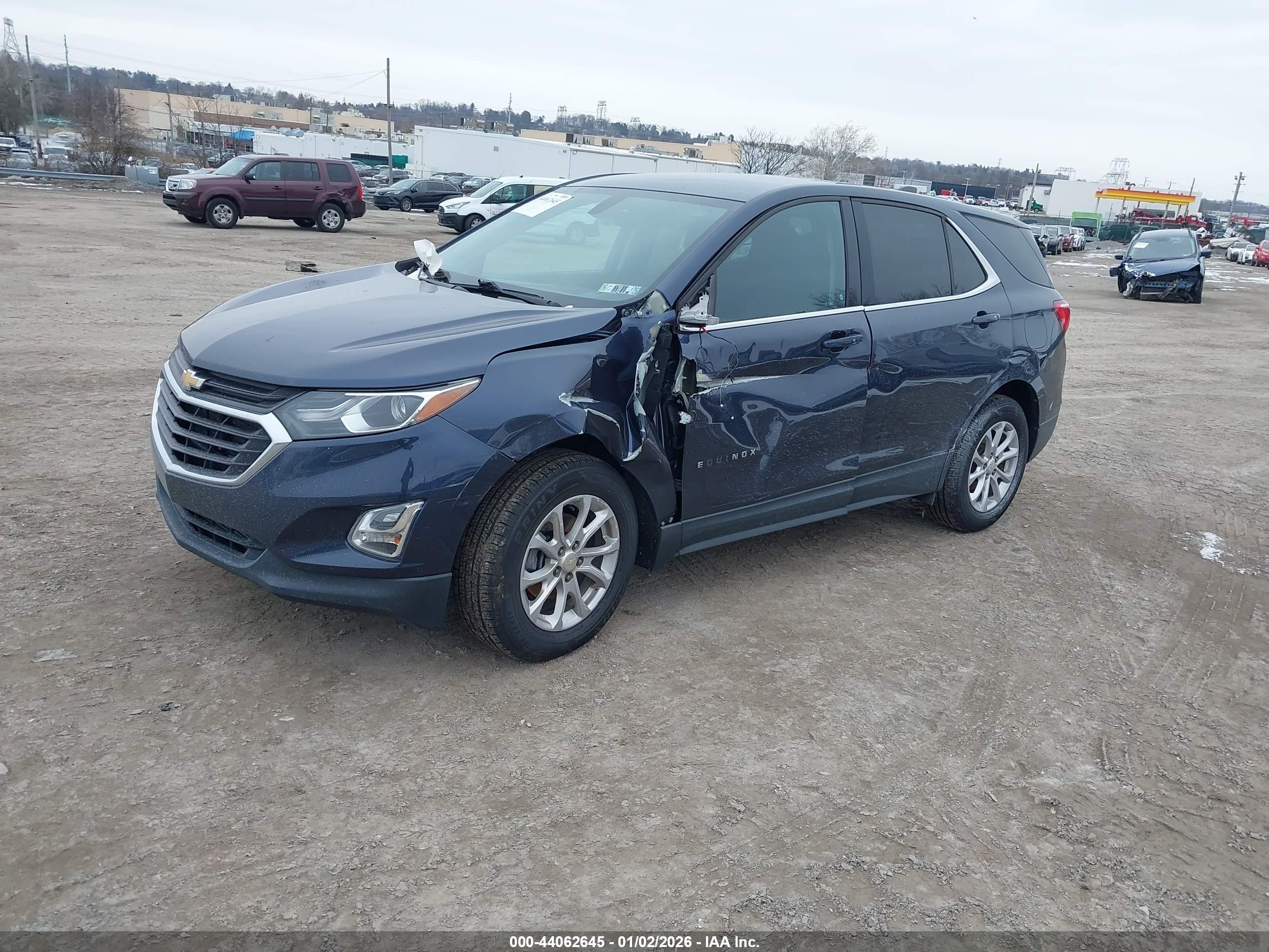 CHEVROLET EQUINOX image 2