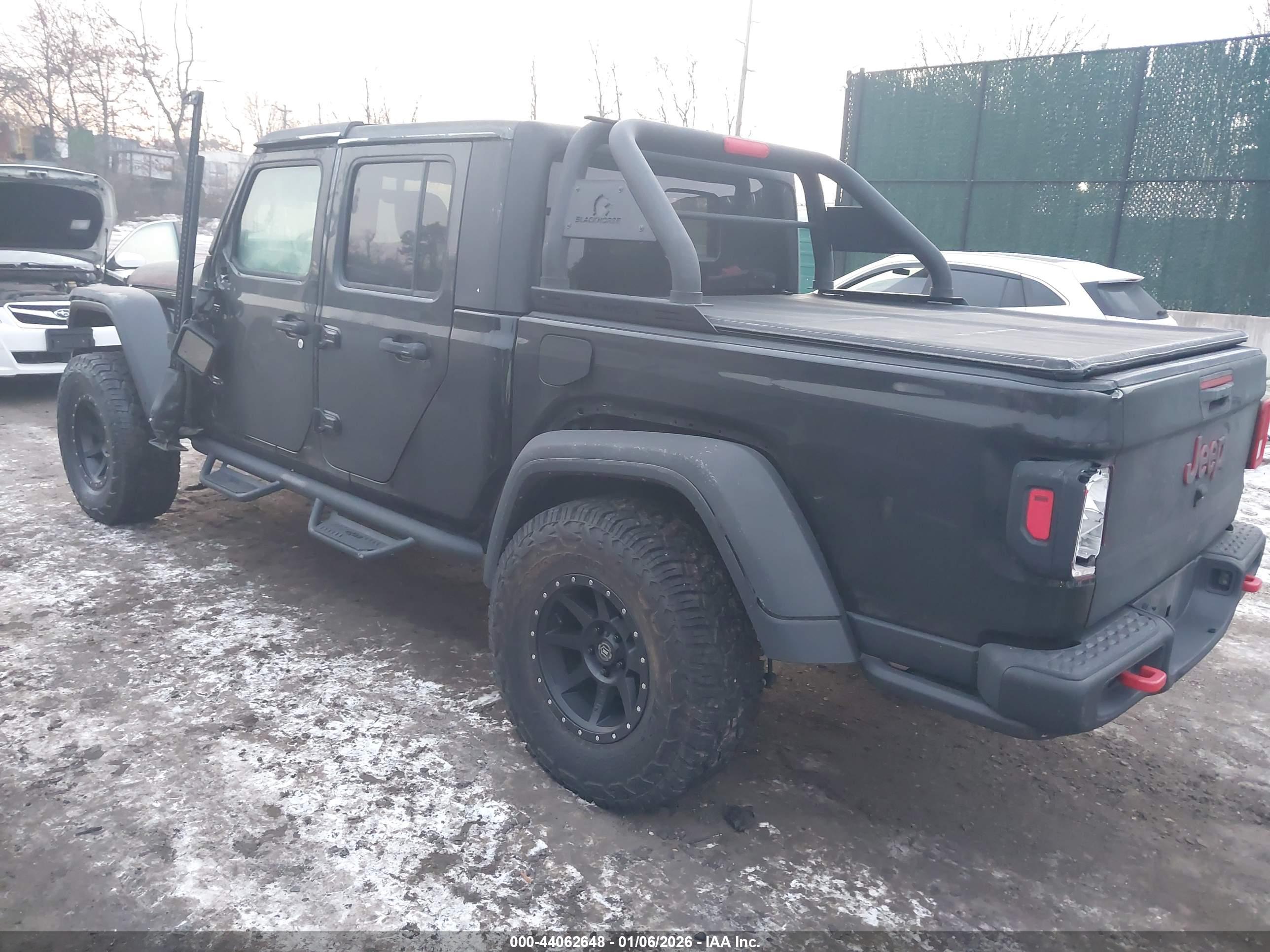 JEEP GLADIATOR image 3