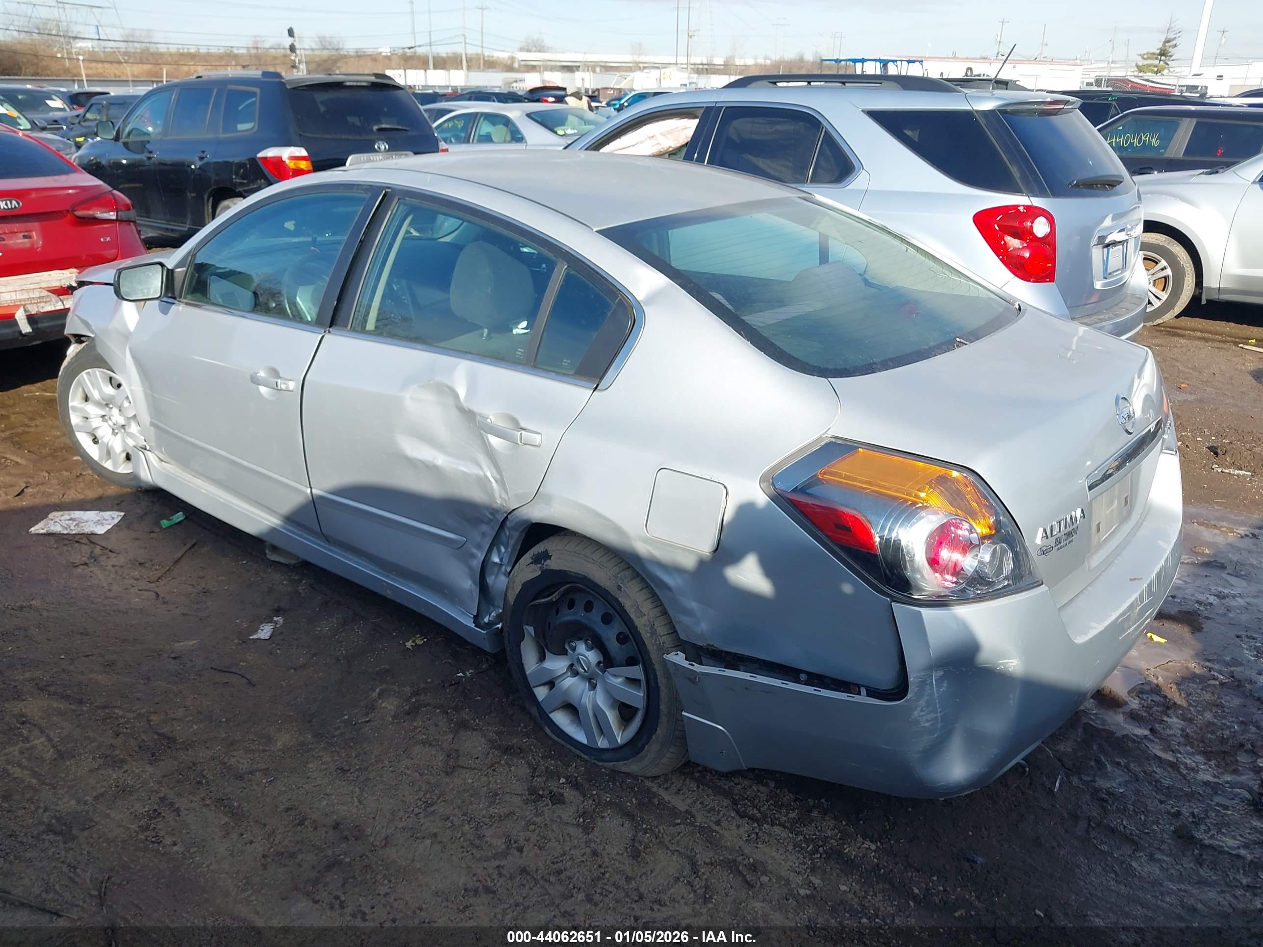 NISSAN ALTIMA image 3
