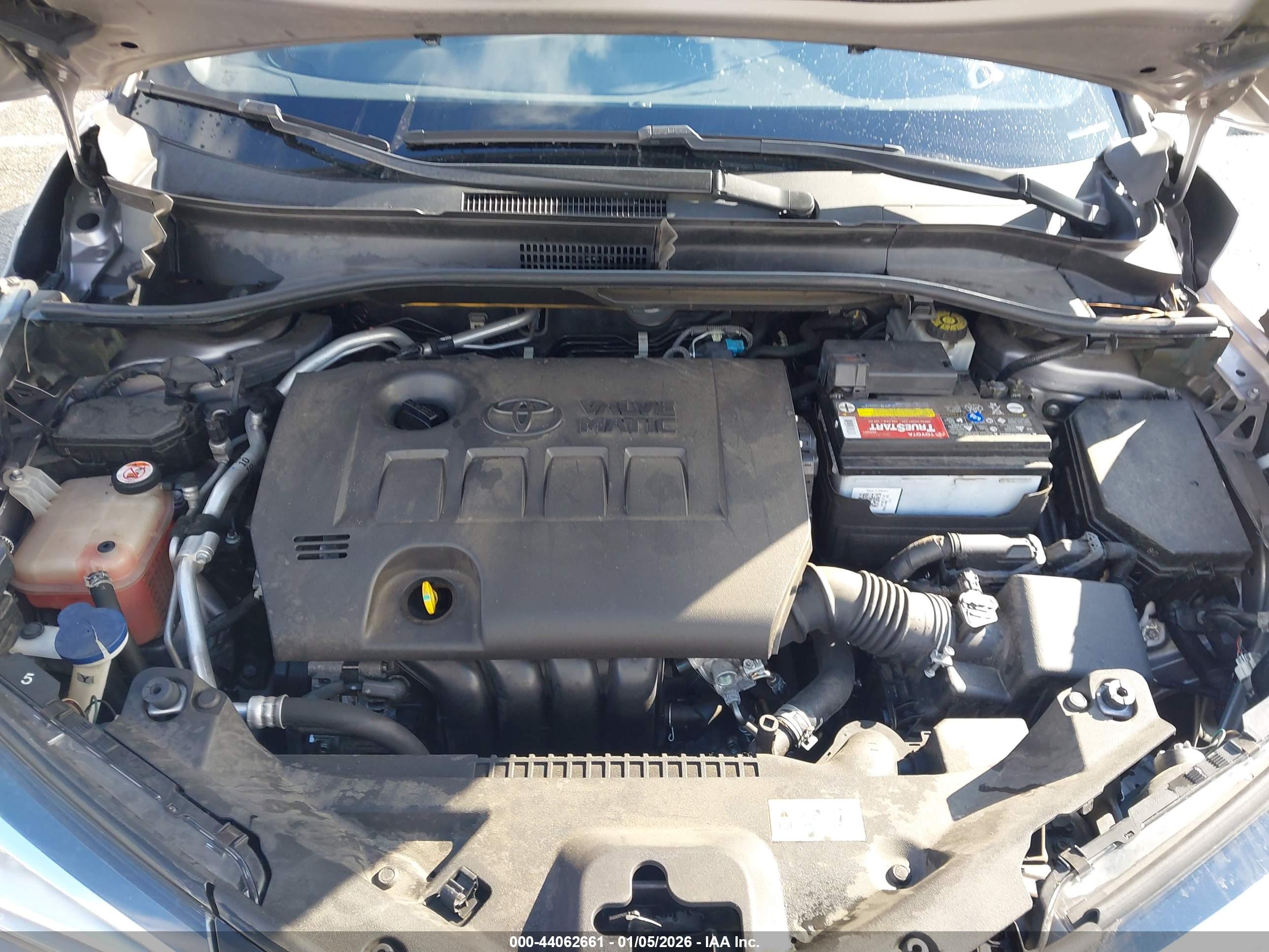 TOYOTA C-HR image 10
