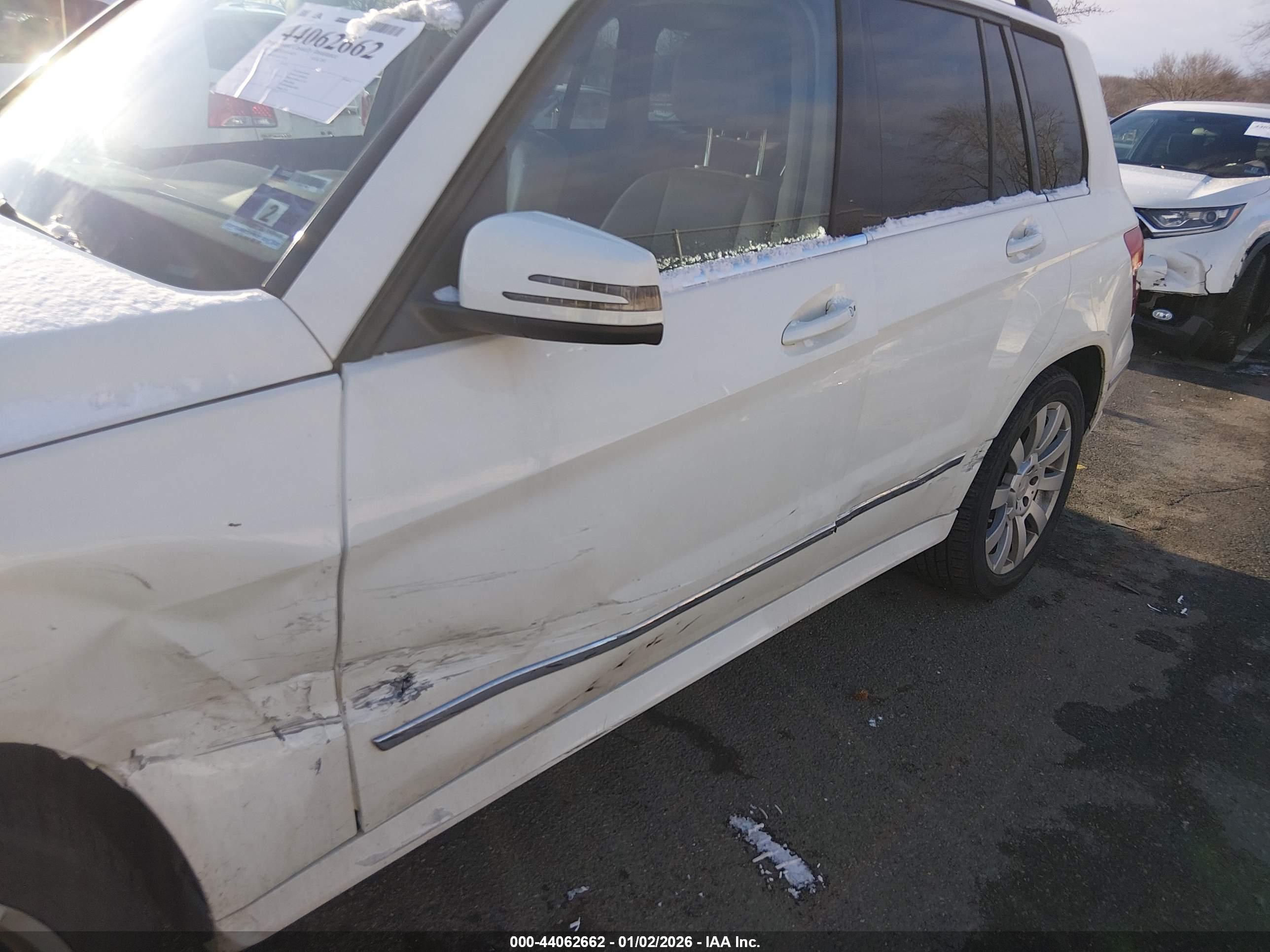 MERCEDES-BENZ GLK image 6
