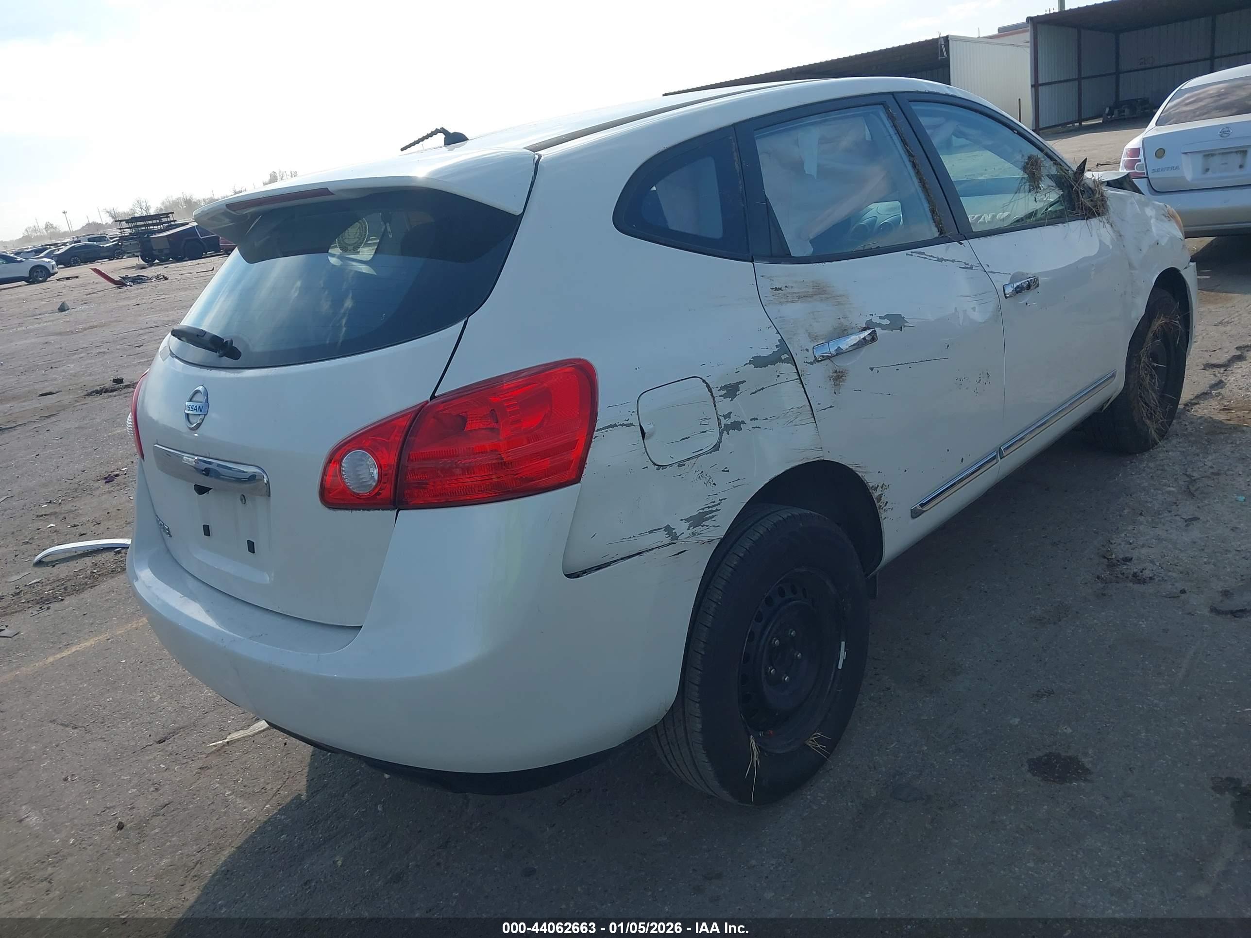 NISSAN ROGUE image 4