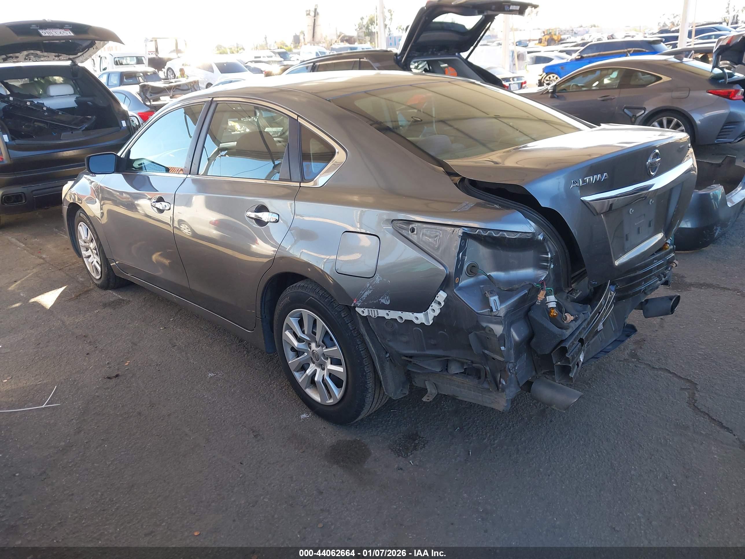 NISSAN ALTIMA image 3