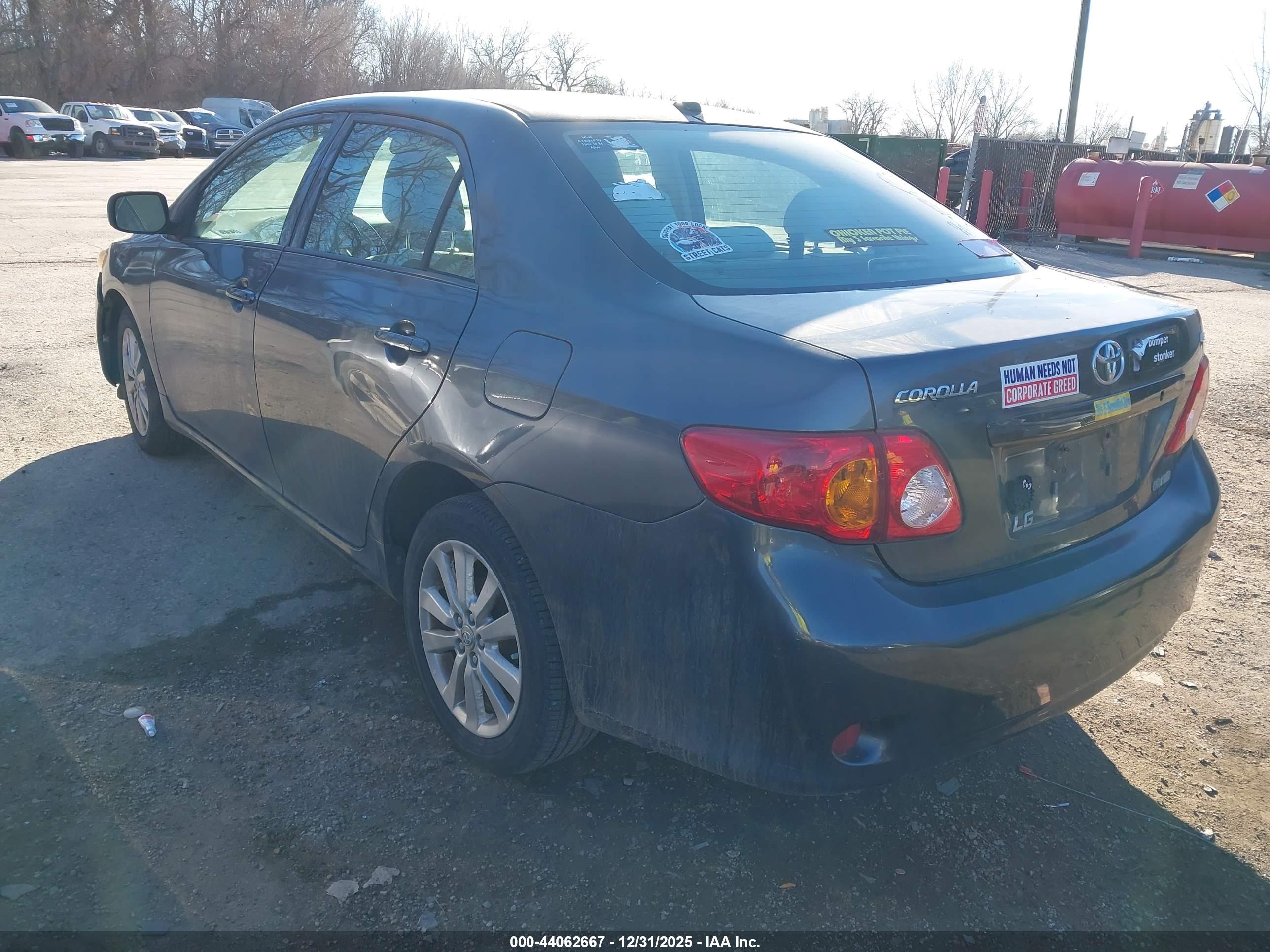 TOYOTA COROLLA image 3