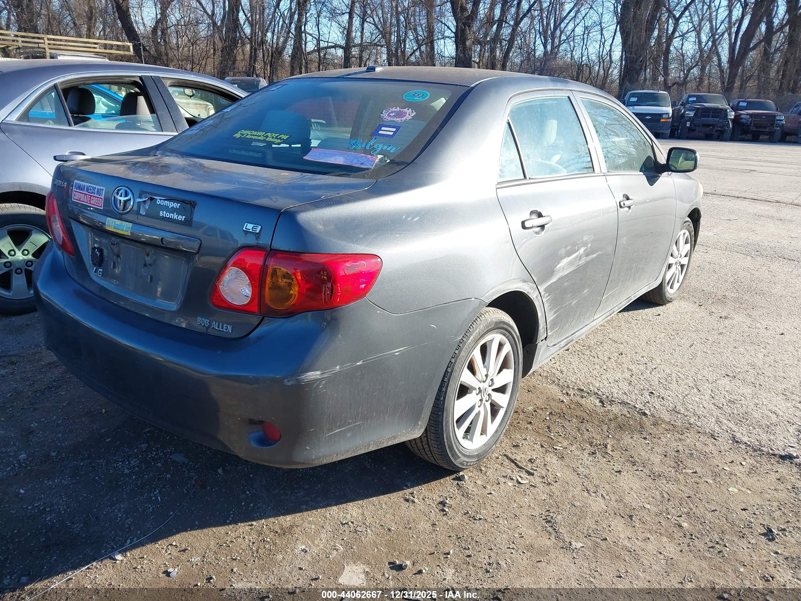 TOYOTA COROLLA image 4