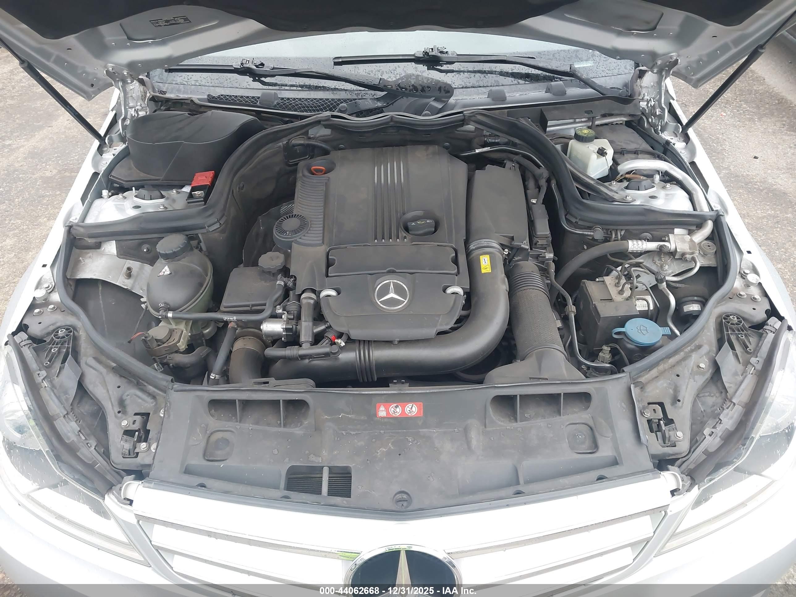 MERCEDES-BENZ C image 10