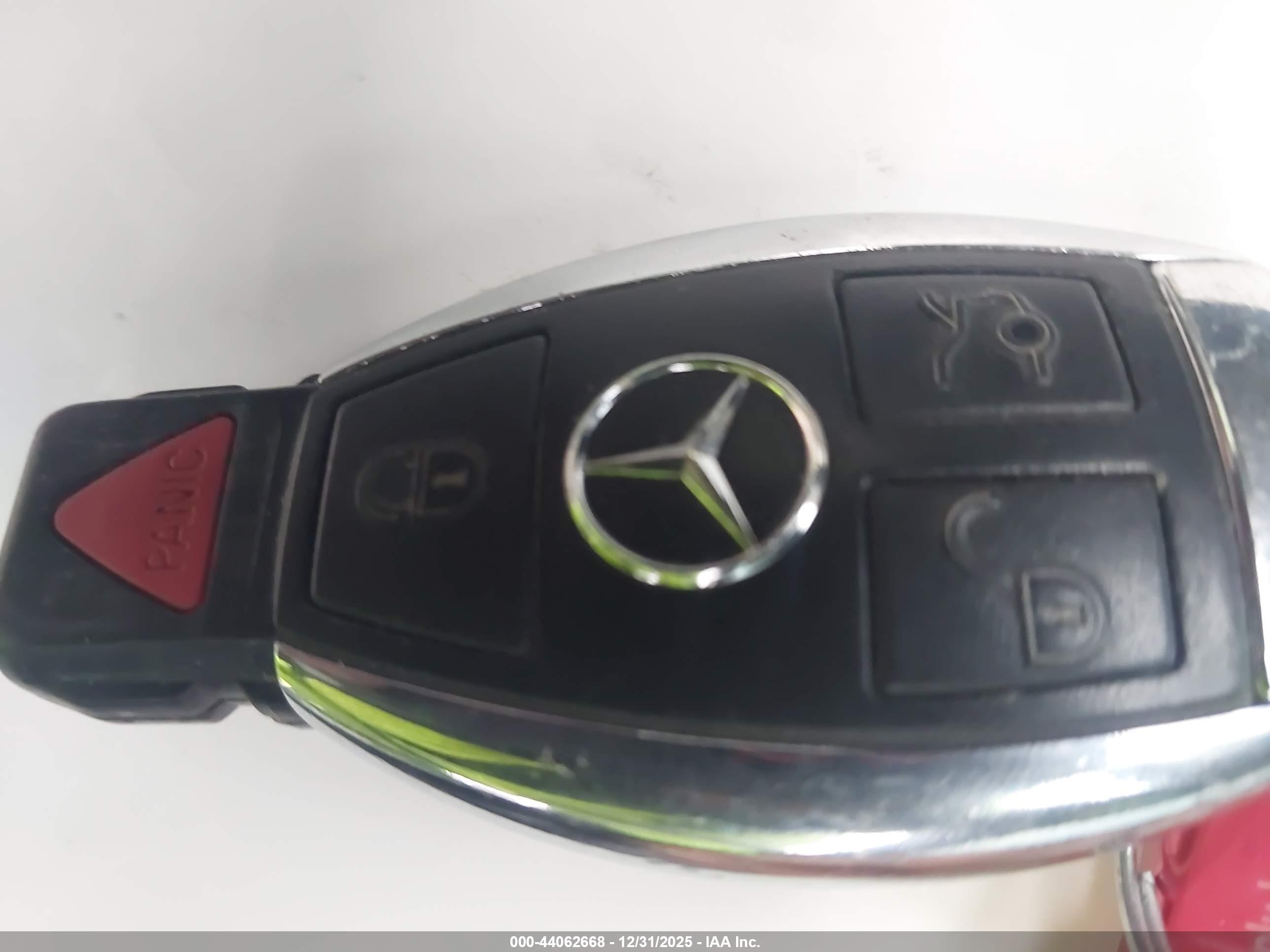 MERCEDES-BENZ C image 11
