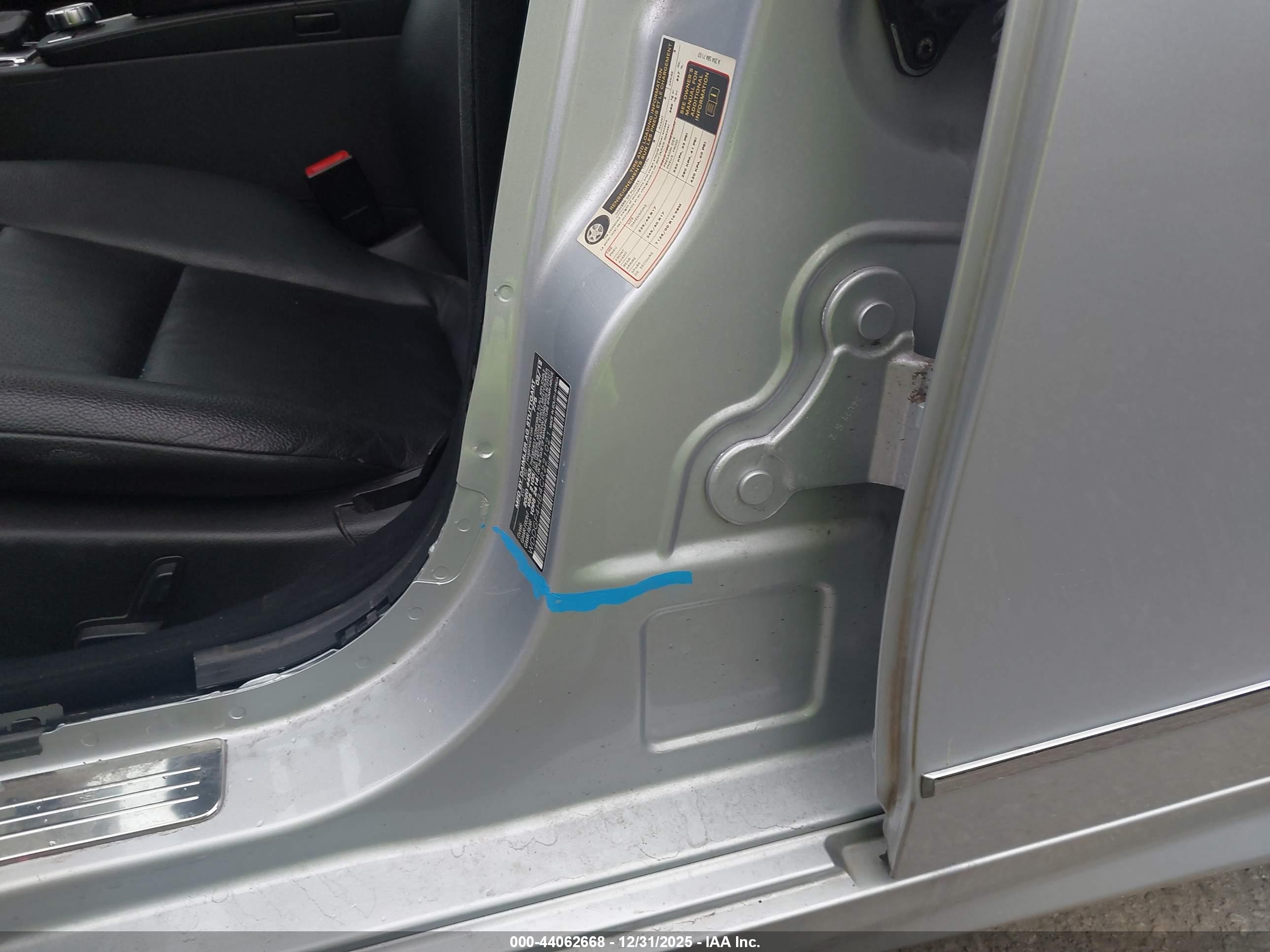 MERCEDES-BENZ C image 6