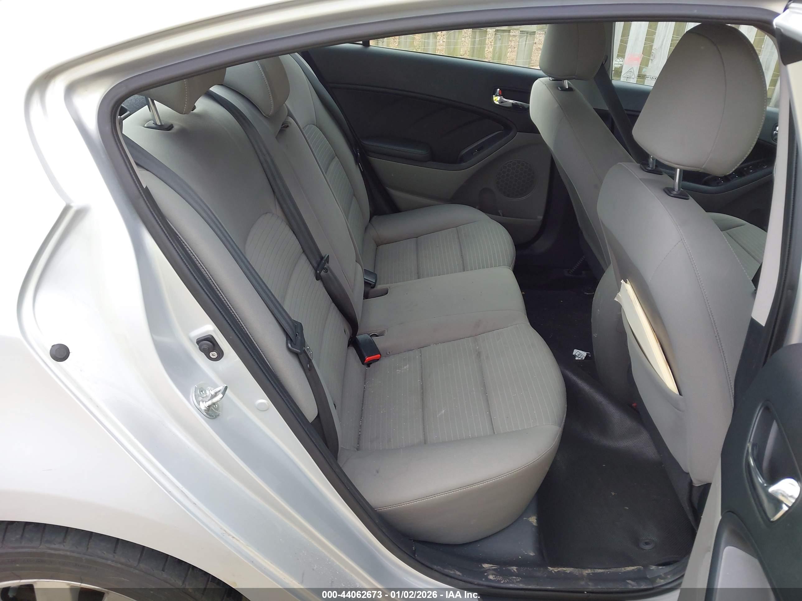 KIA FORTE image 8