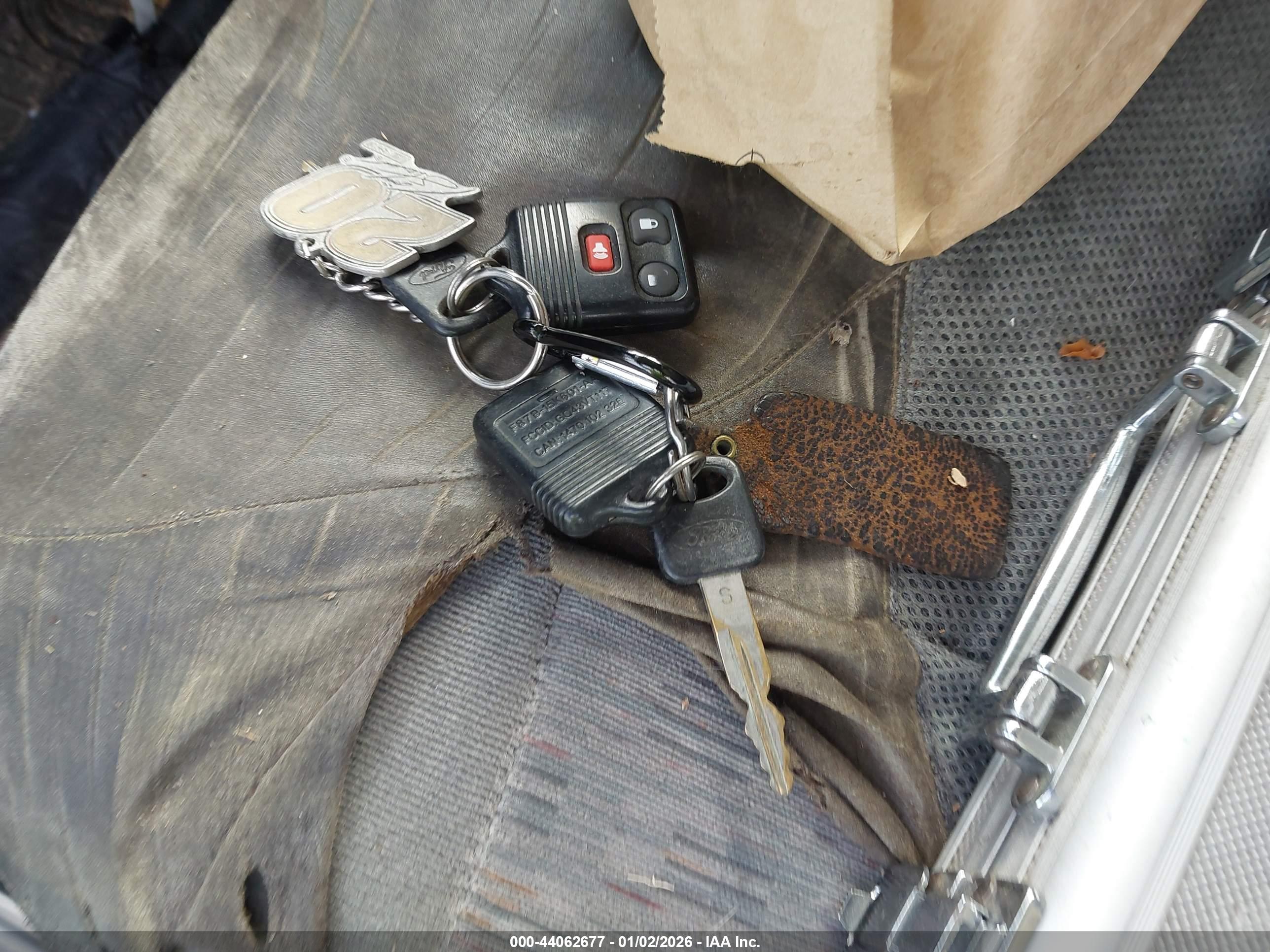 FORD F-250 image 11