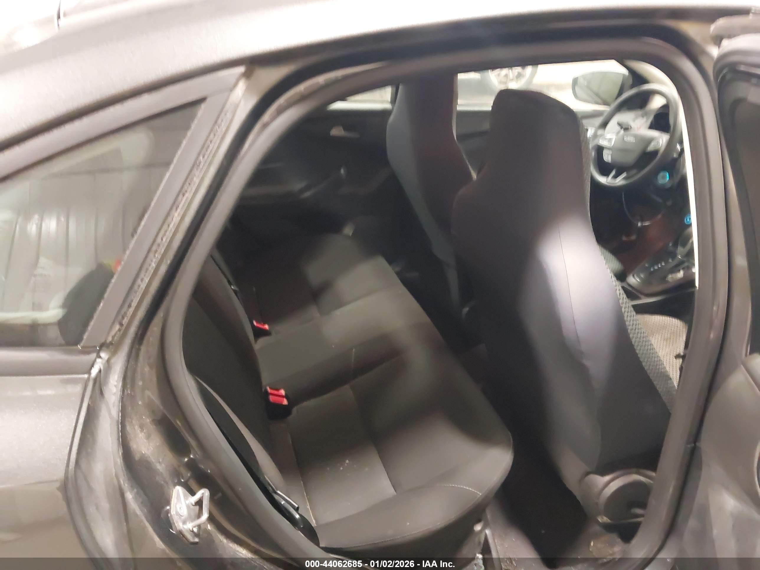 FORD FOCUS image 8