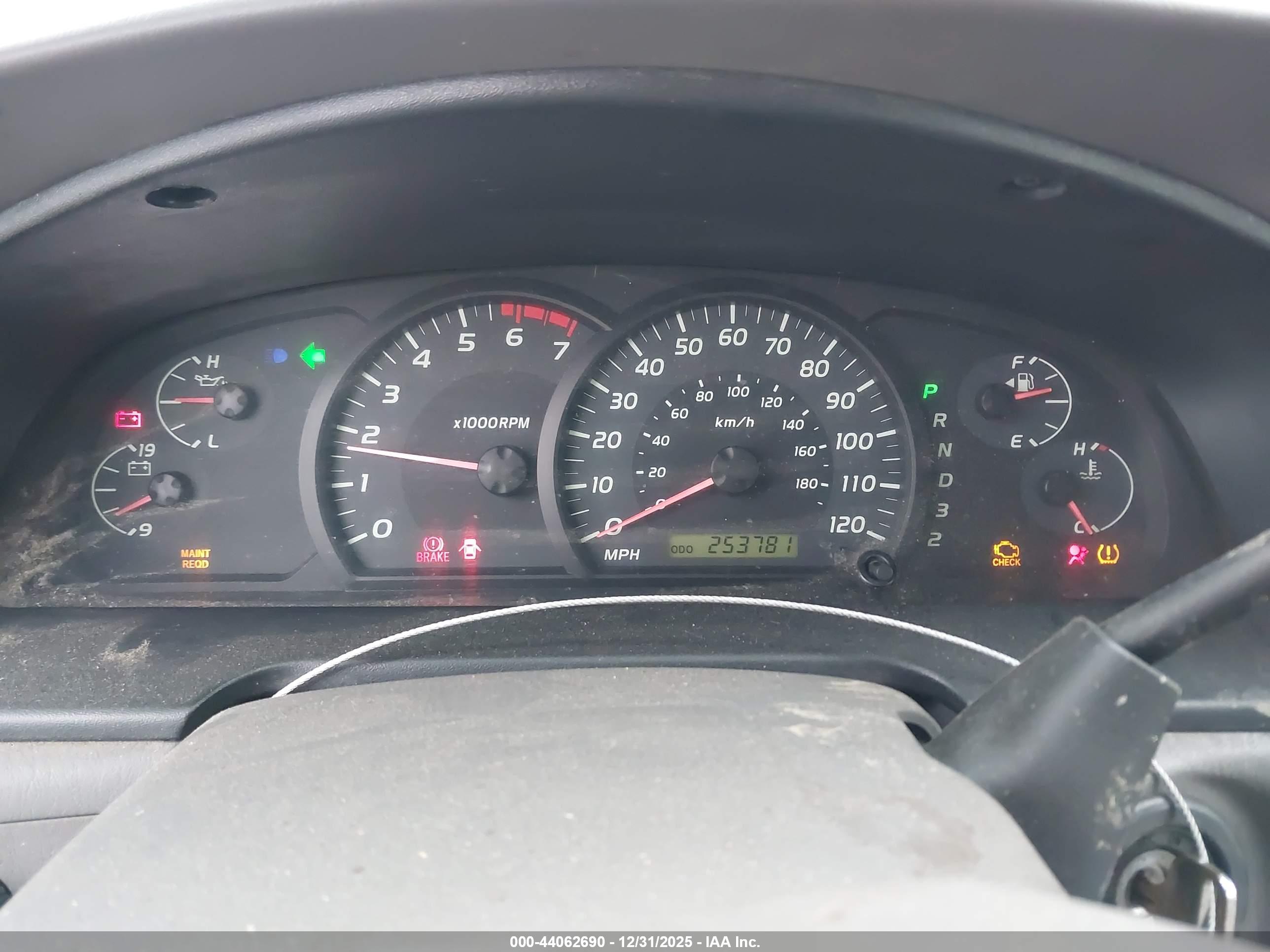TOYOTA TUNDRA image 7
