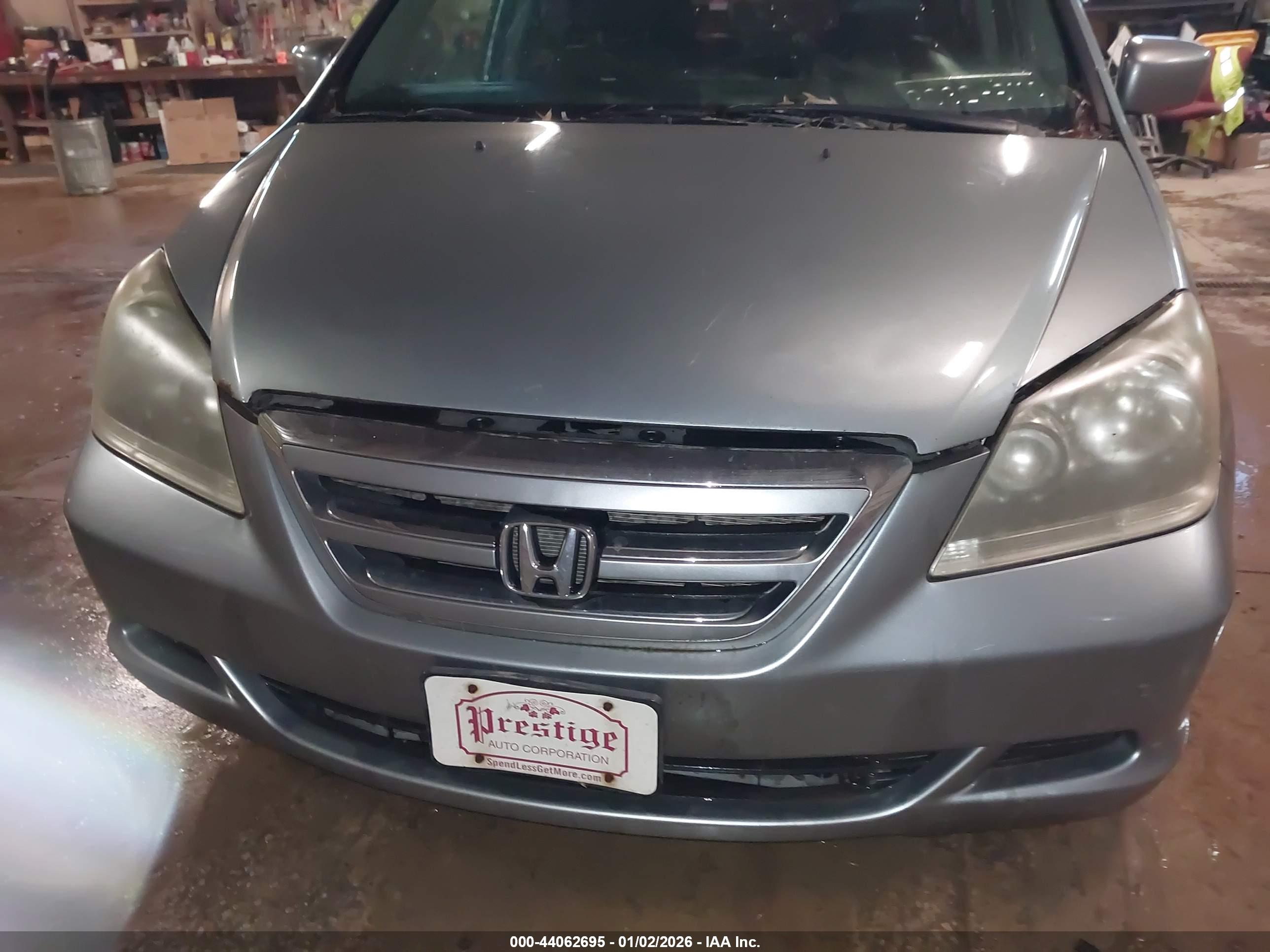 HONDA ODYSSEY image 6