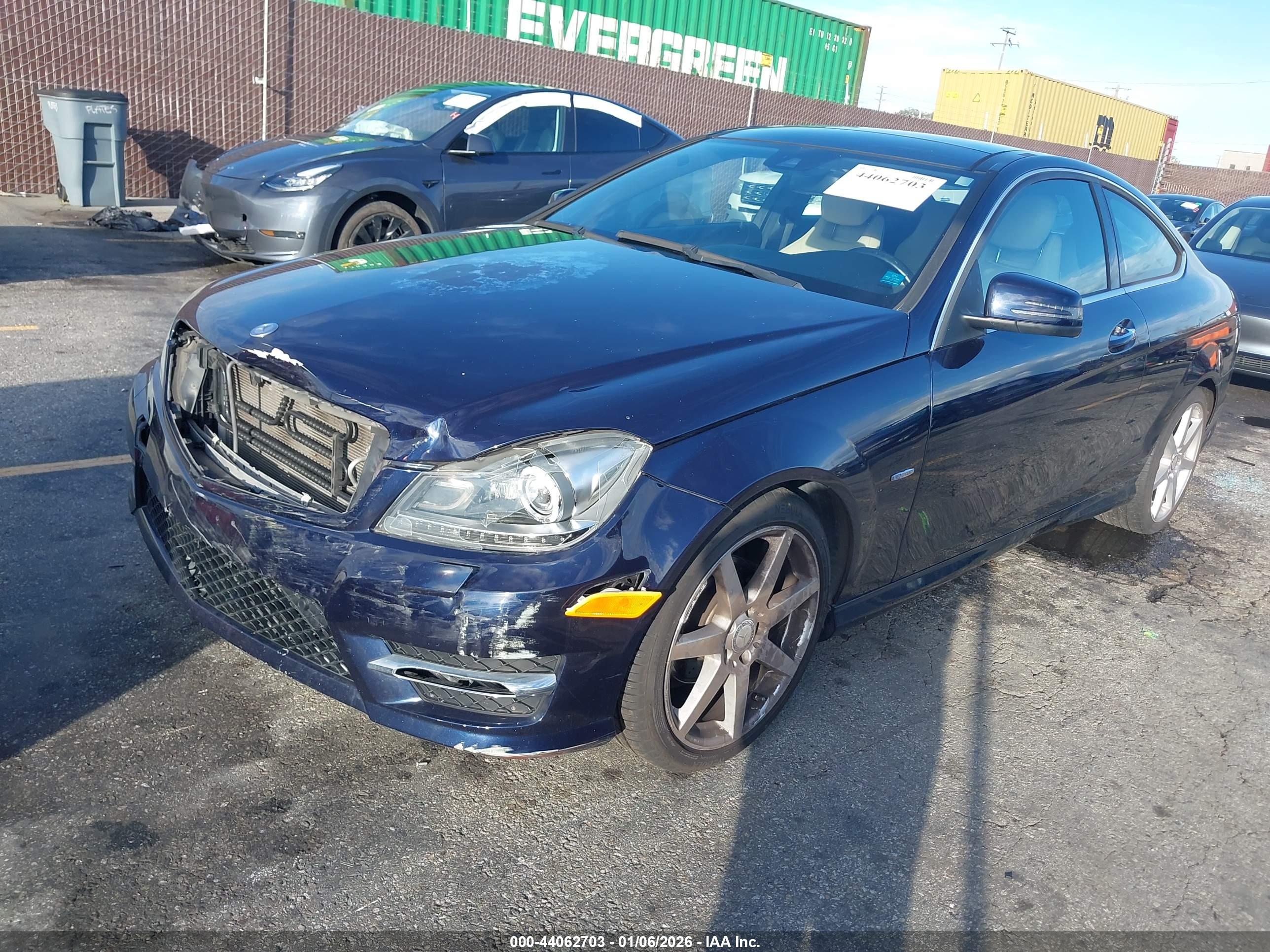 MERCEDES-BENZ C image 2