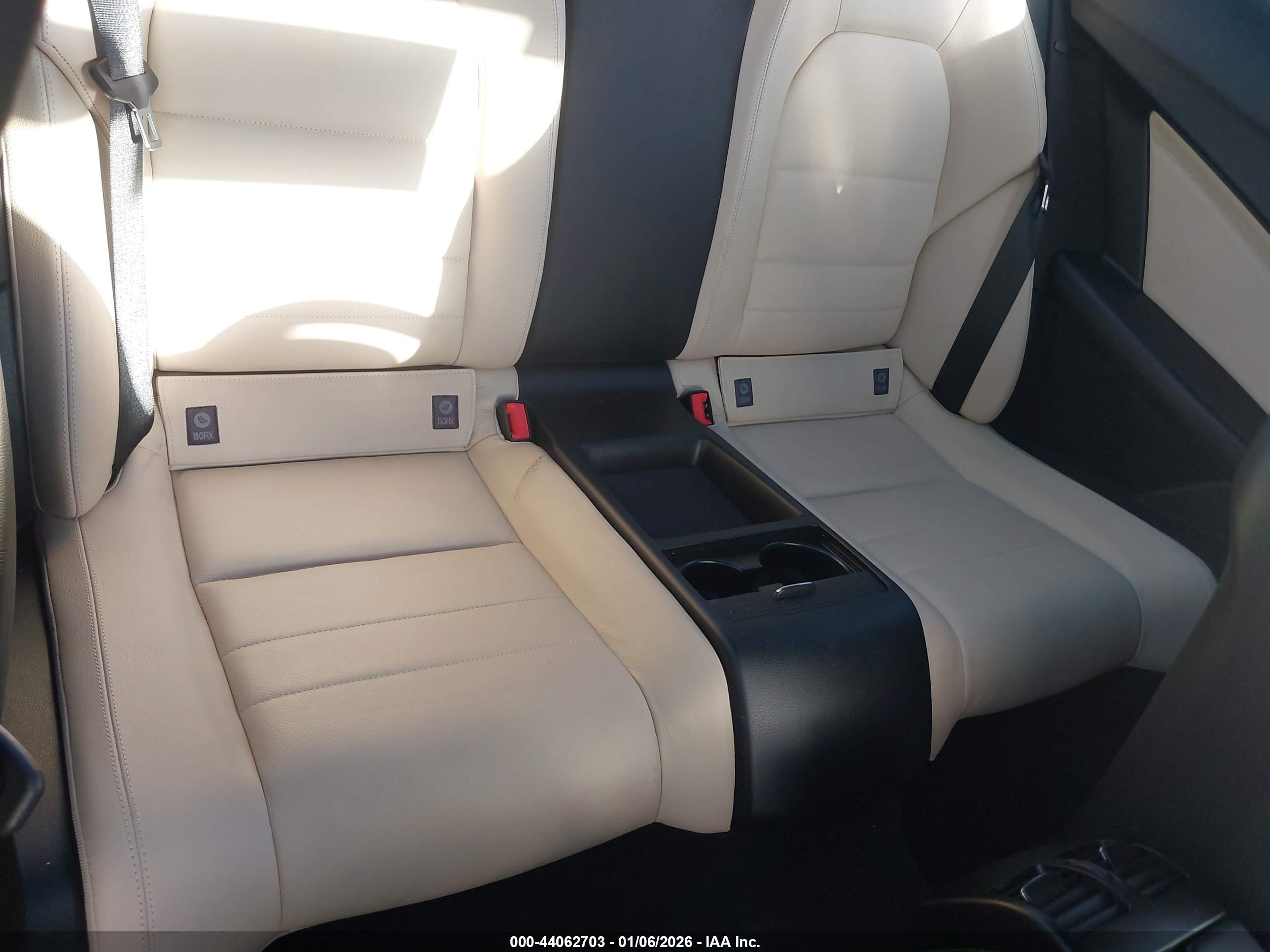 MERCEDES-BENZ C image 8