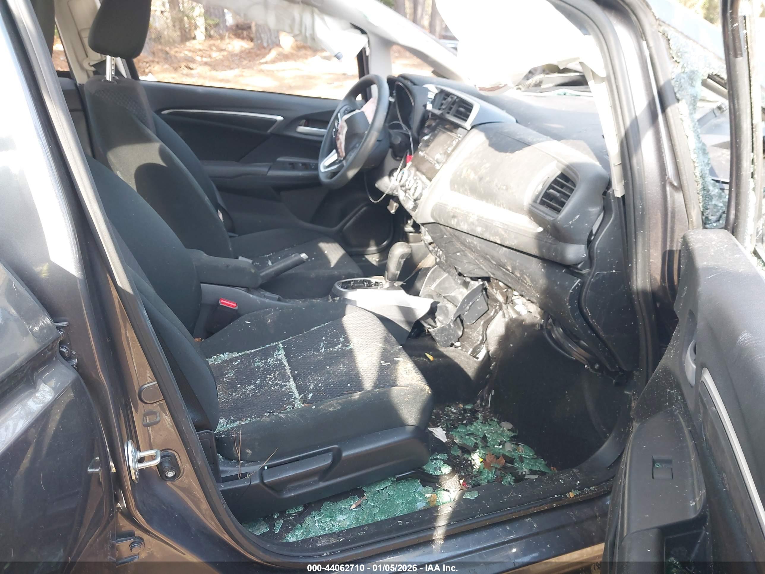 HONDA FIT image 5