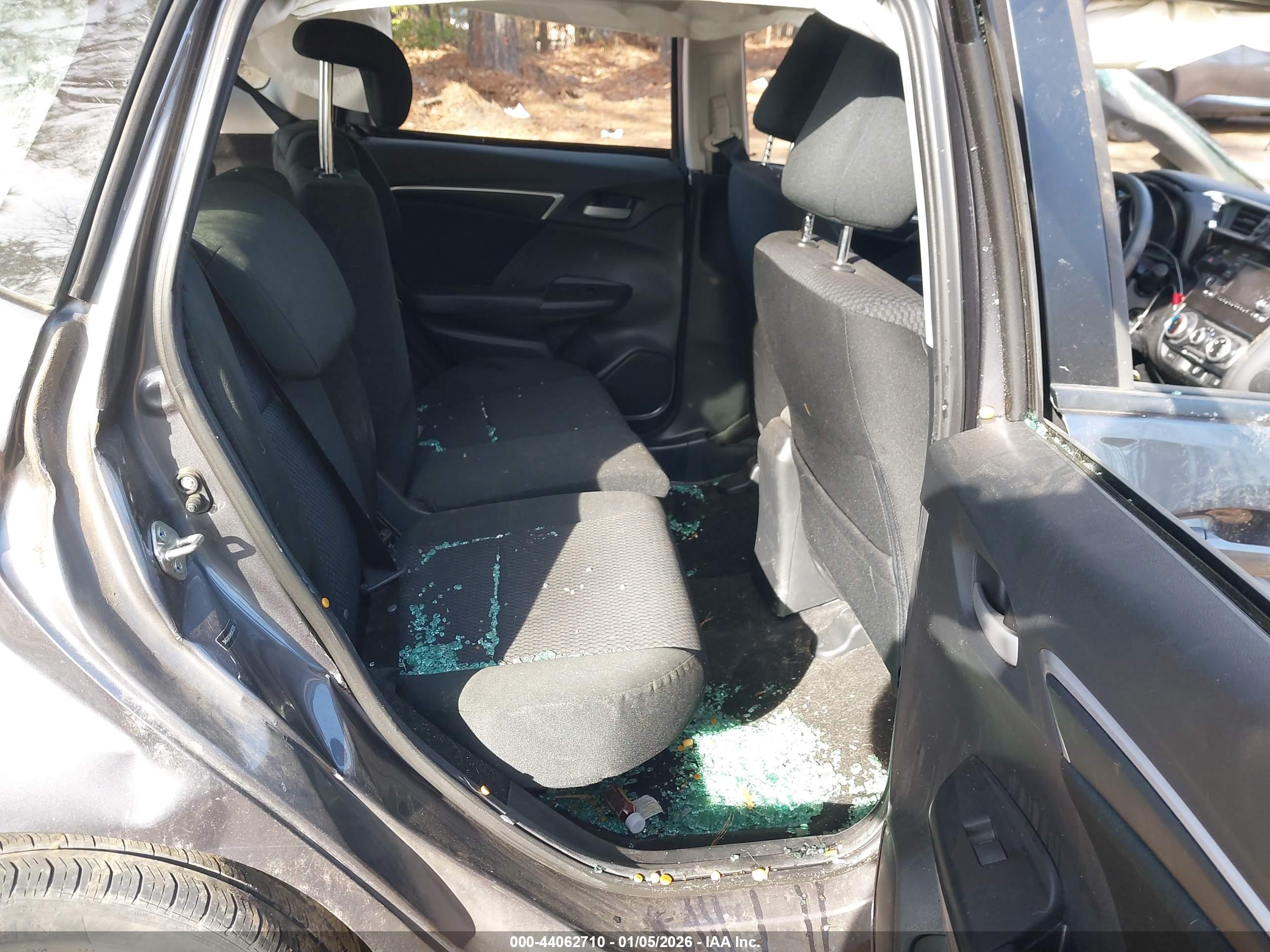 HONDA FIT image 8