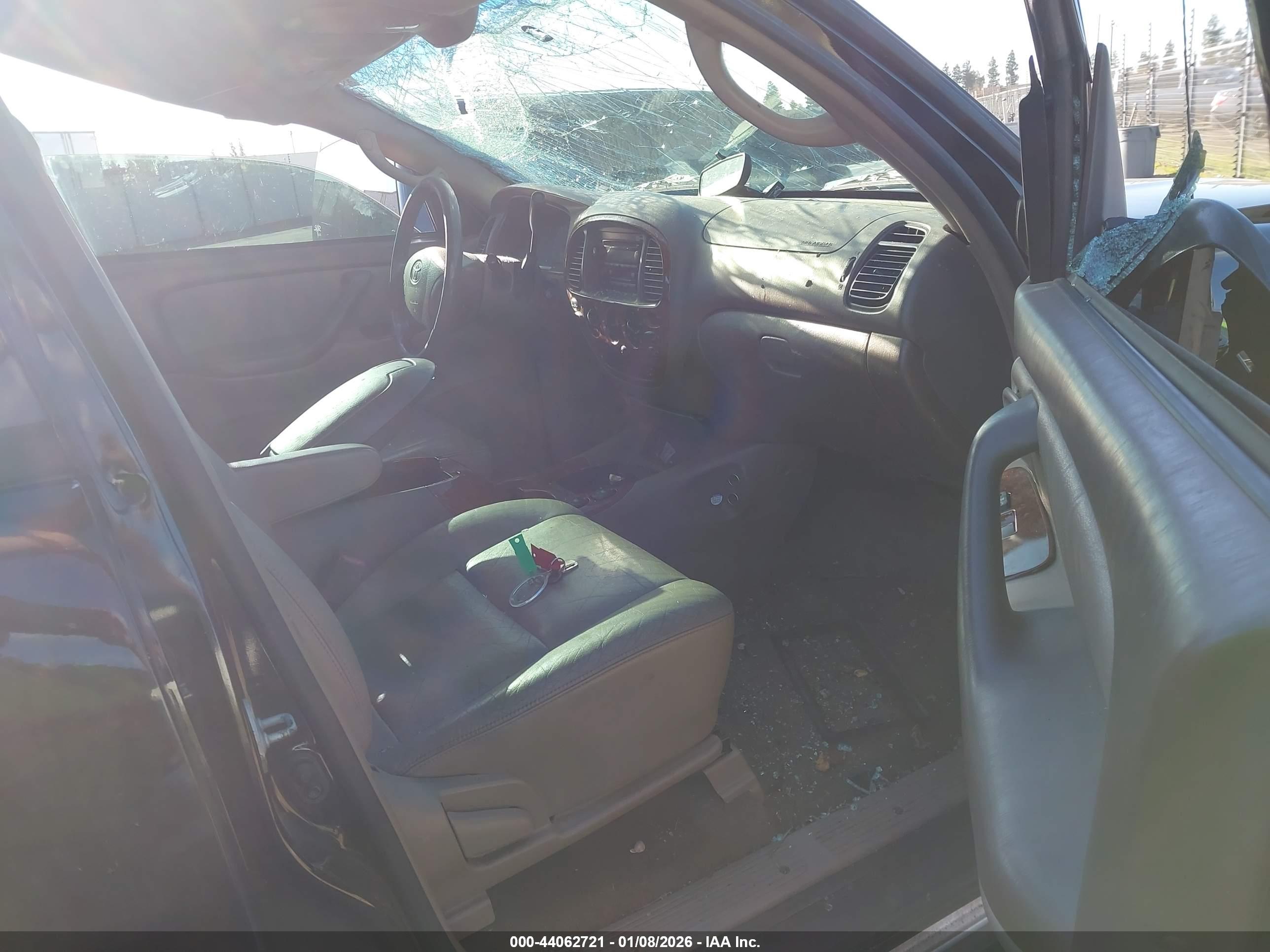 TOYOTA TUNDRA image 5
