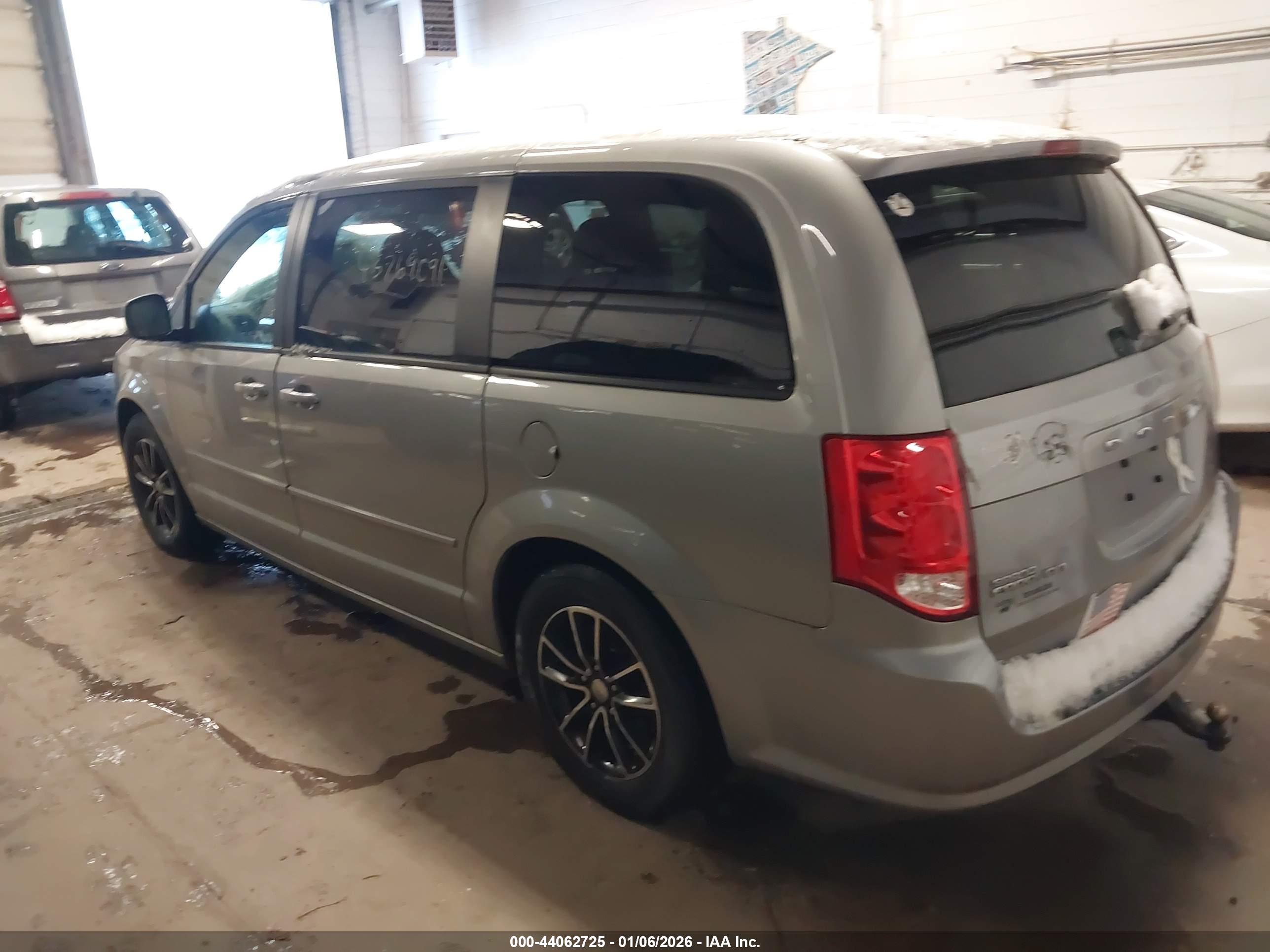 DODGE GRAND image 3