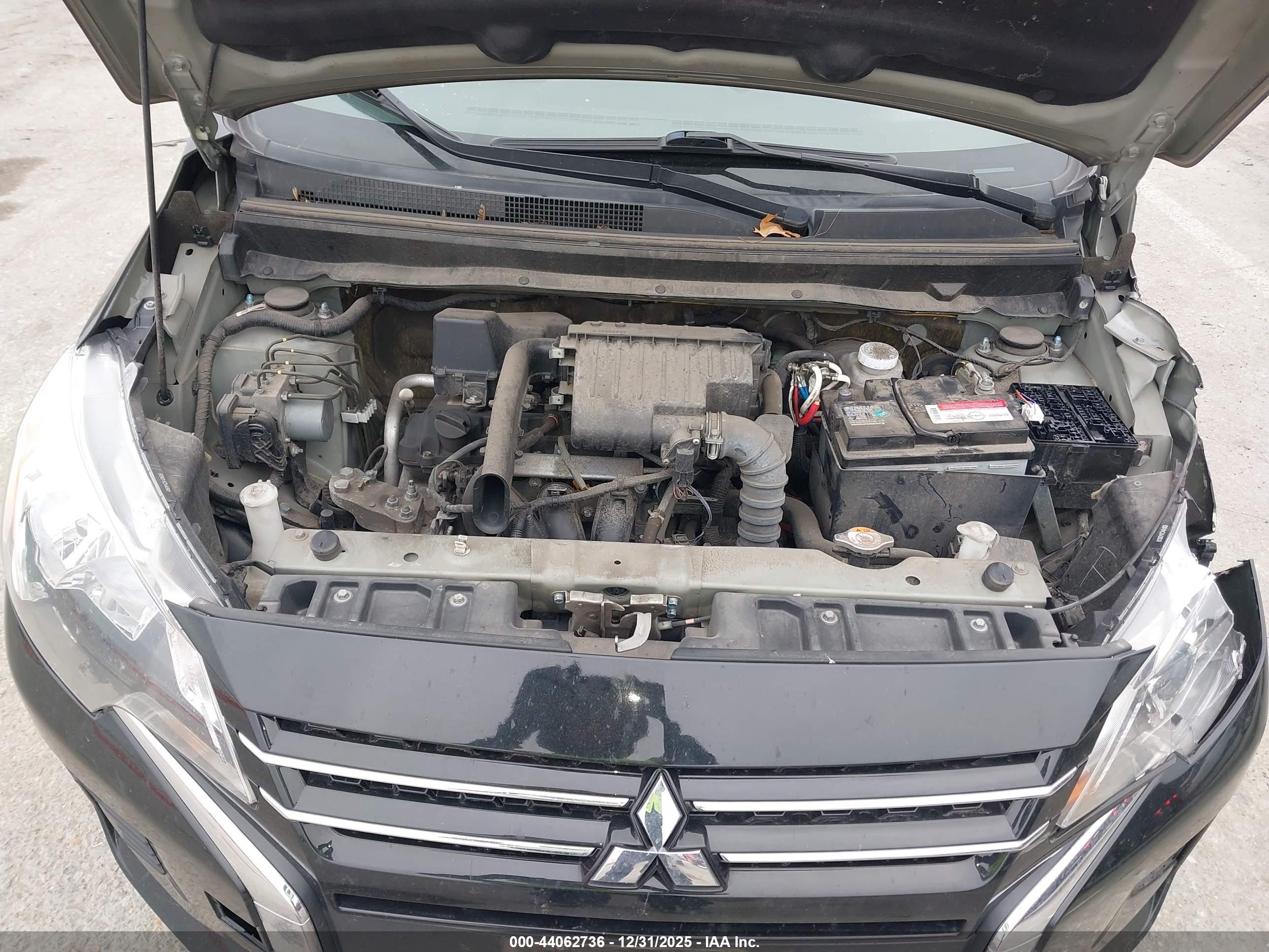 MITSUBISHI MIRAGE image 10