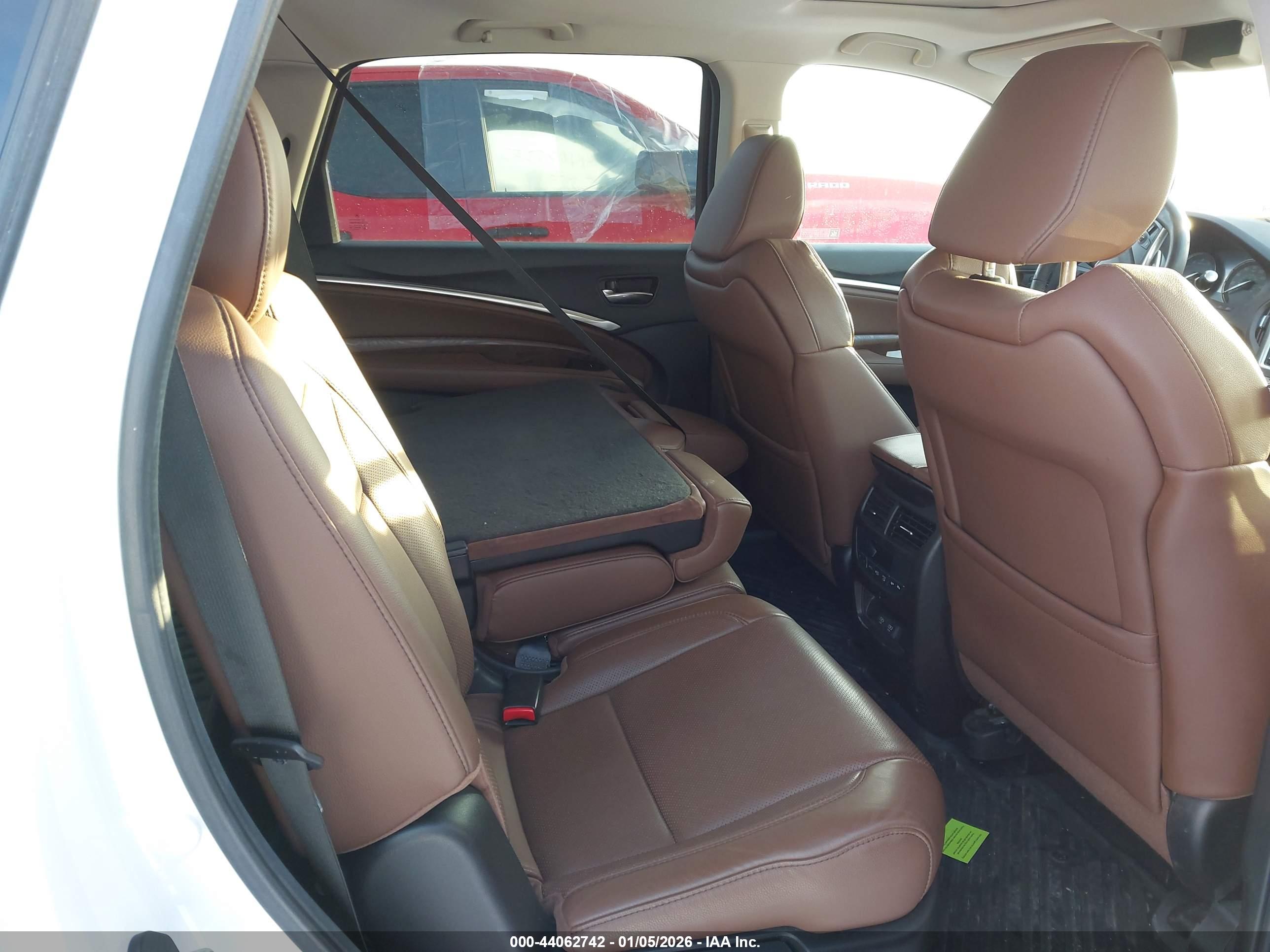 ACURA MDX image 8