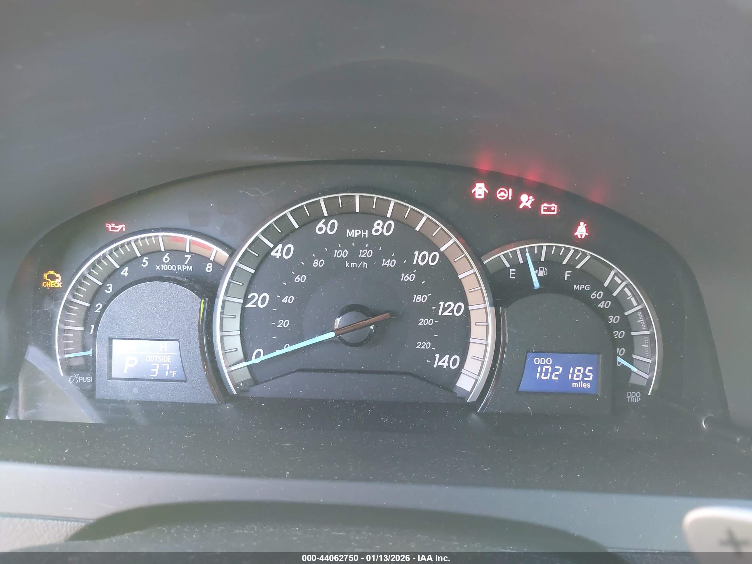 TOYOTA CAMRY image 7