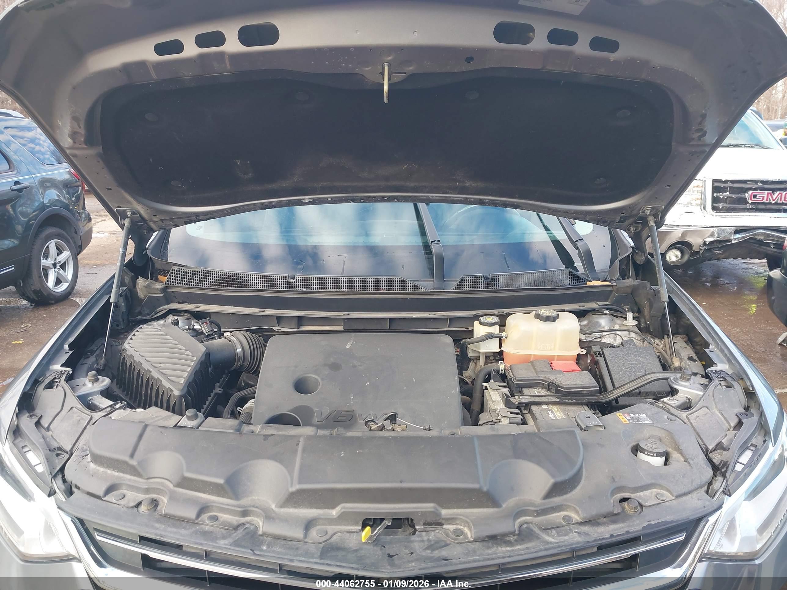 CHEVROLET TRAVERSE image 10