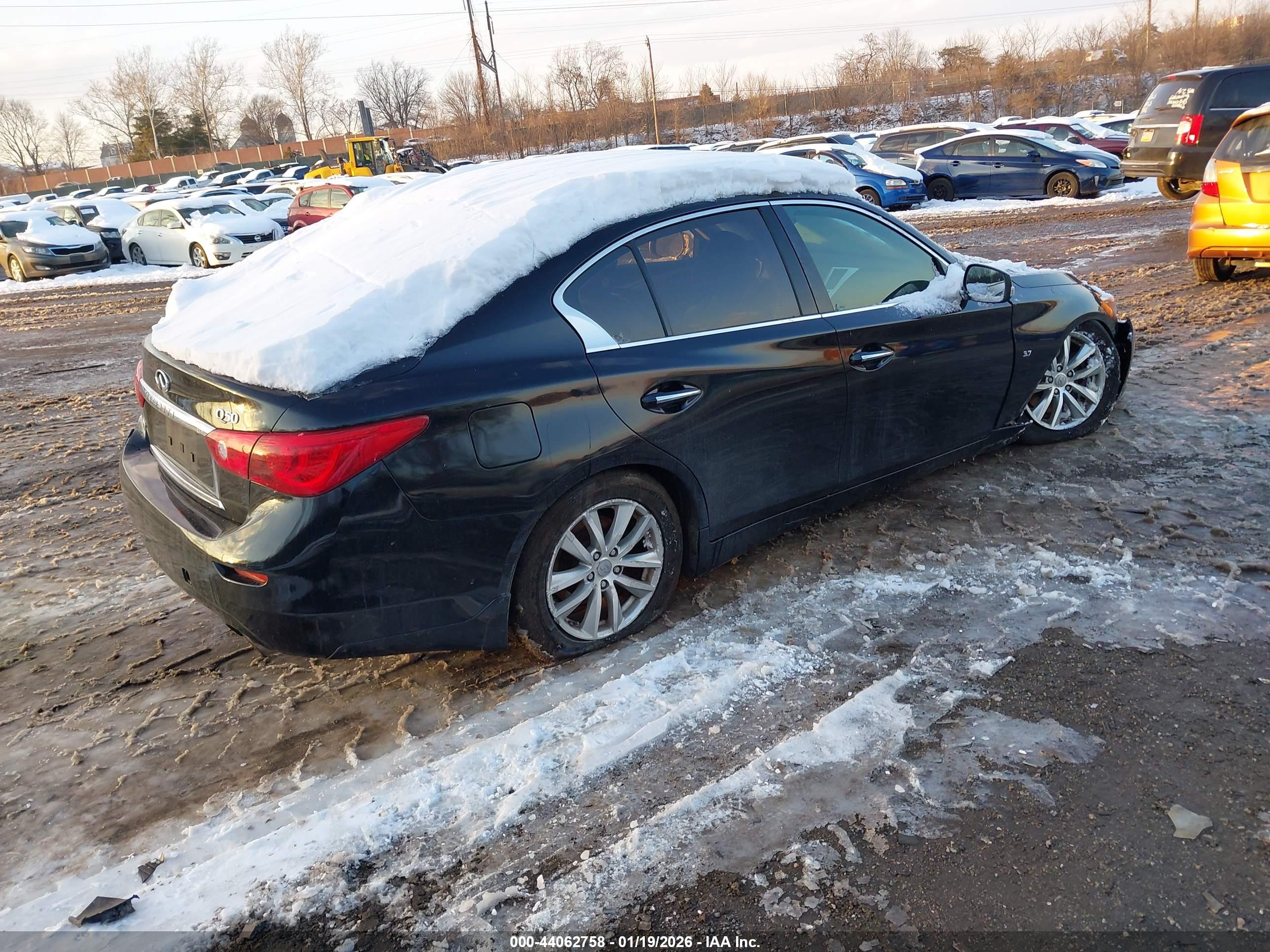 INFINITI Q50 image 4