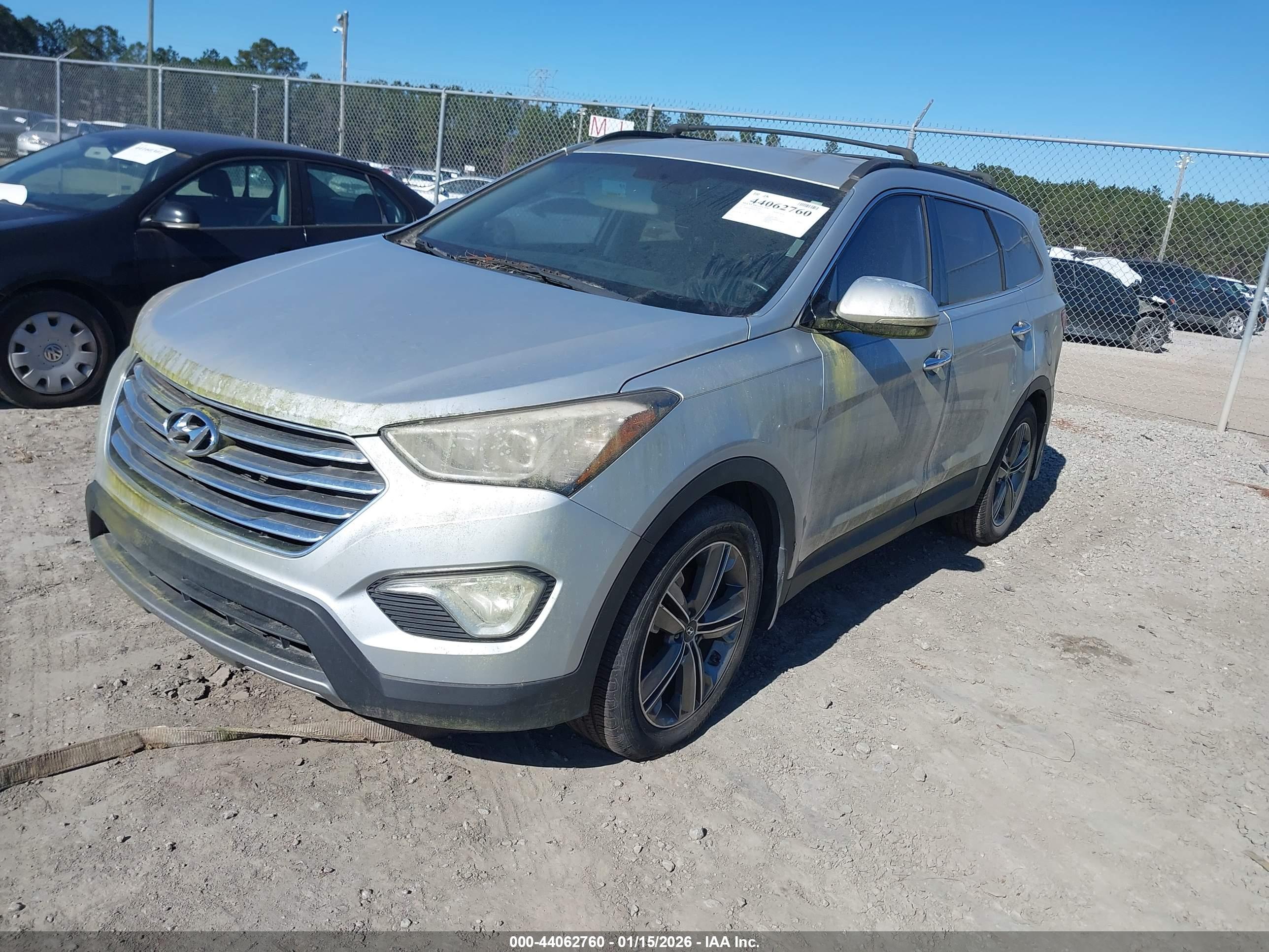 HYUNDAI SANTA image 2