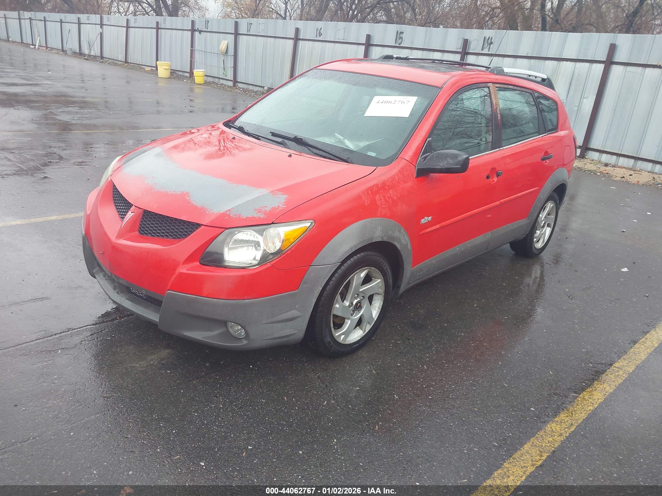 PONTIAC VIBE image 2