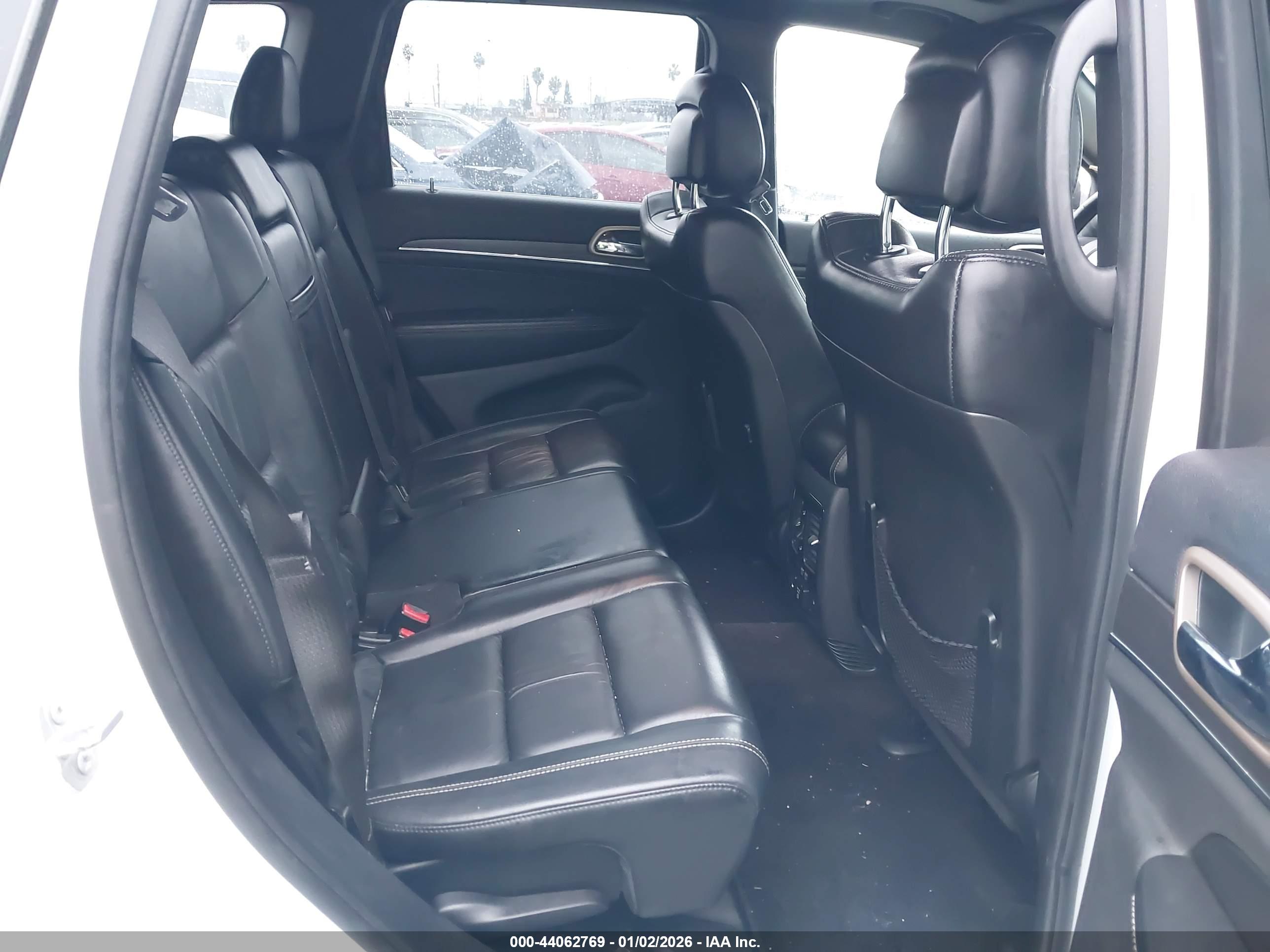 JEEP GRAND image 8