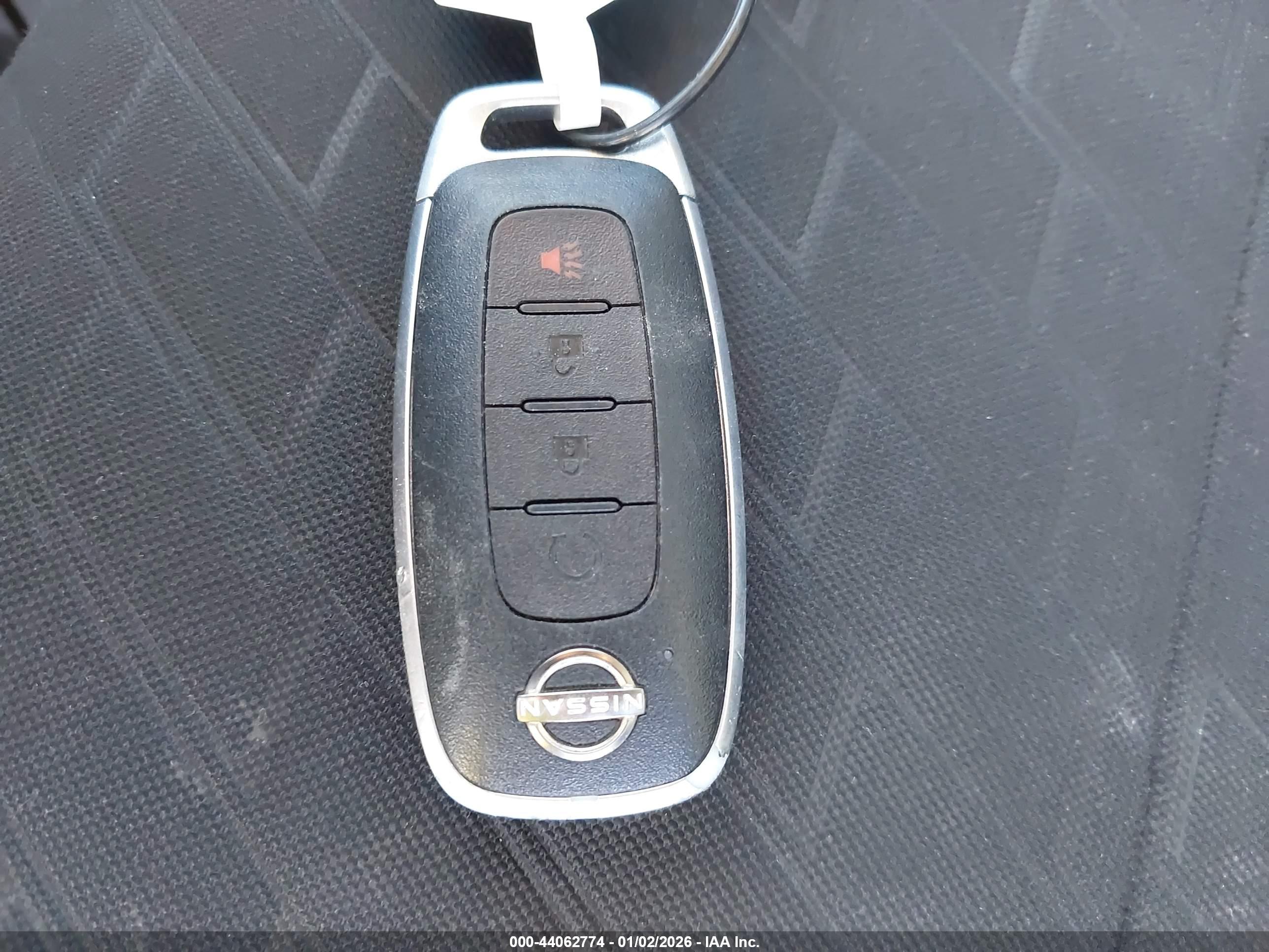 NISSAN KICKS image 11