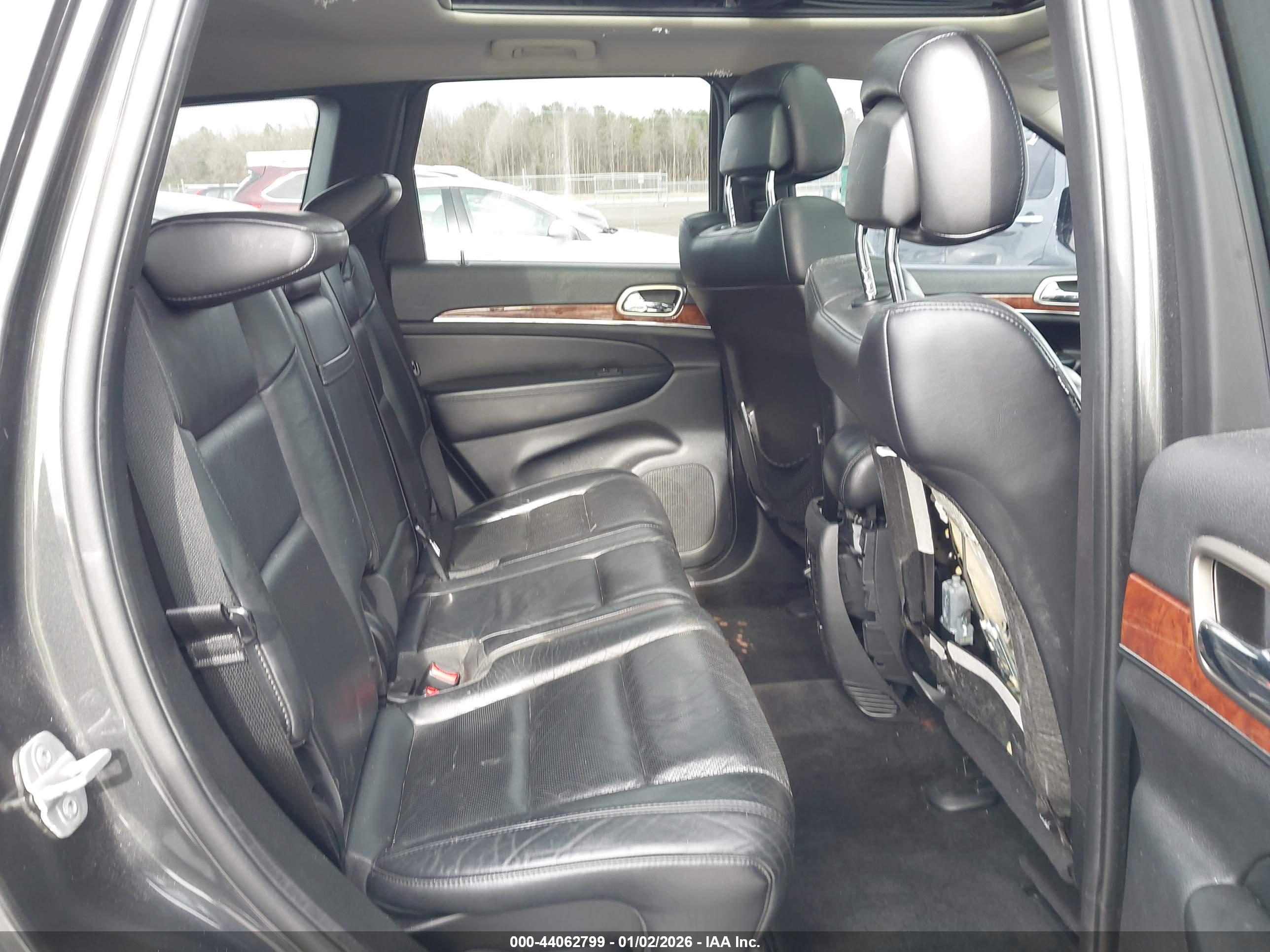 JEEP GRAND image 8